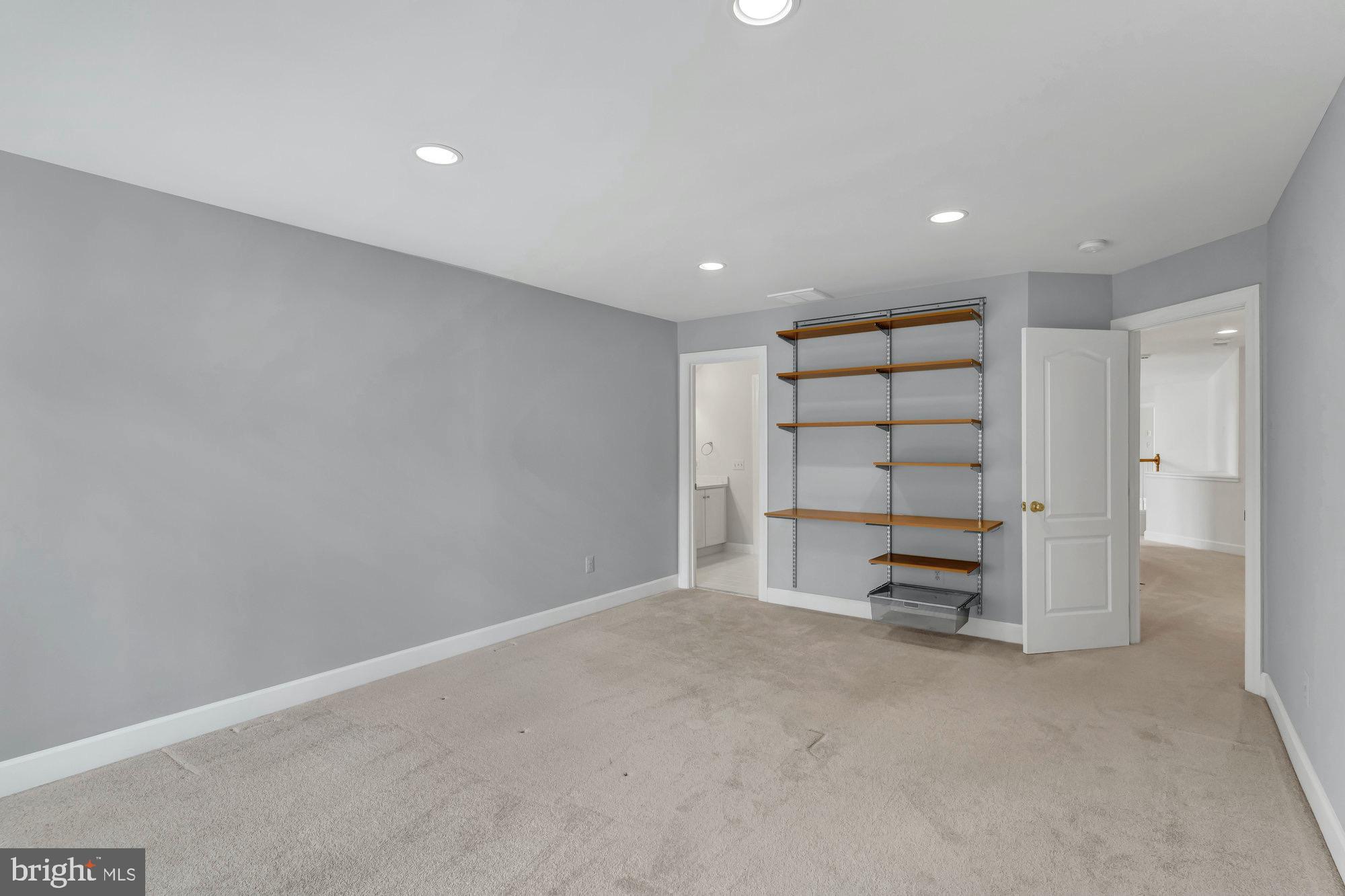 ESTATES AT LONGWOOD - Residential