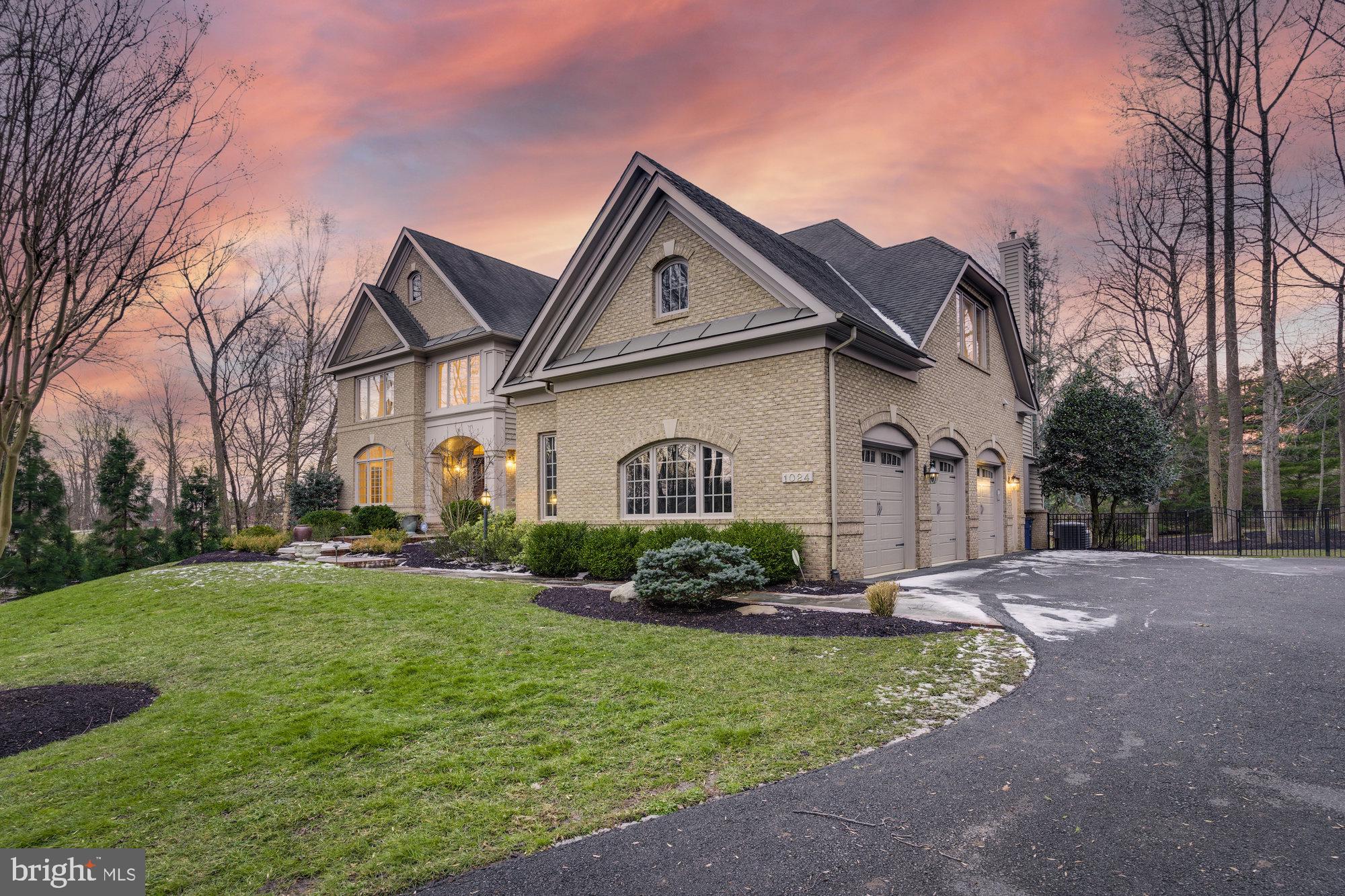 ESTATES AT LONGWOOD - Residential