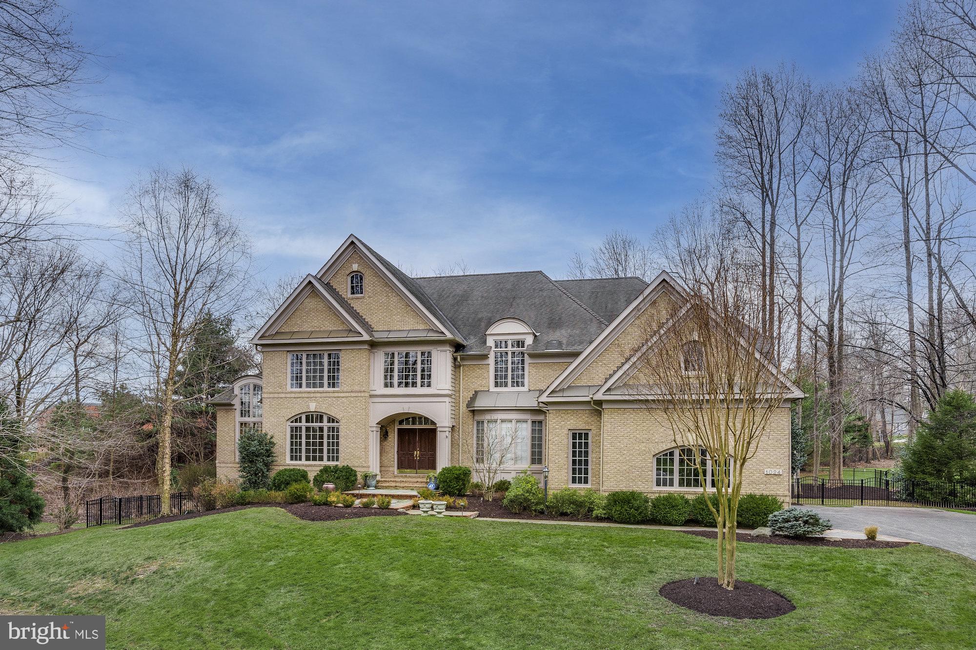 ESTATES AT LONGWOOD - Residential