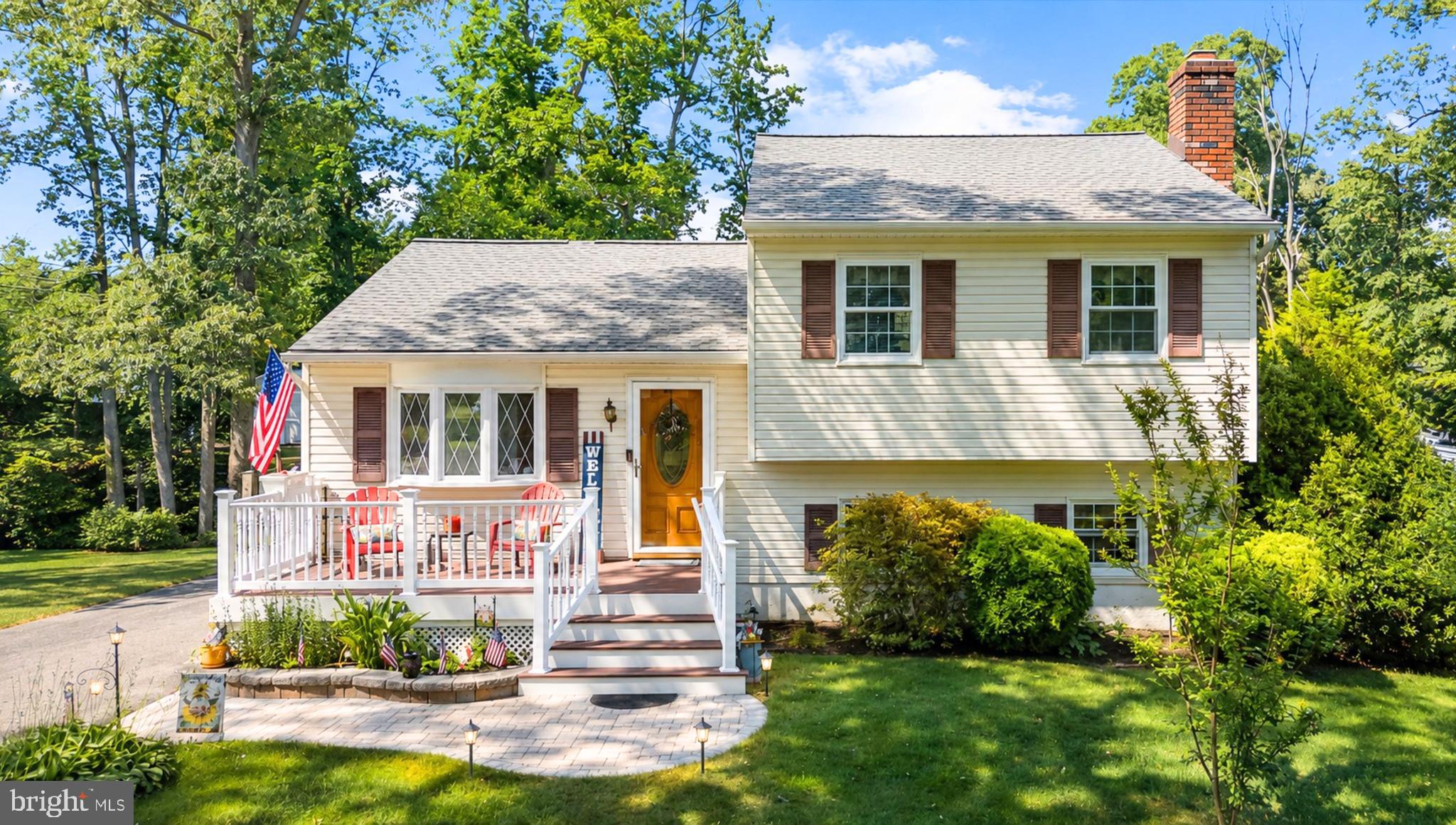 646 CEDAR DRIVE