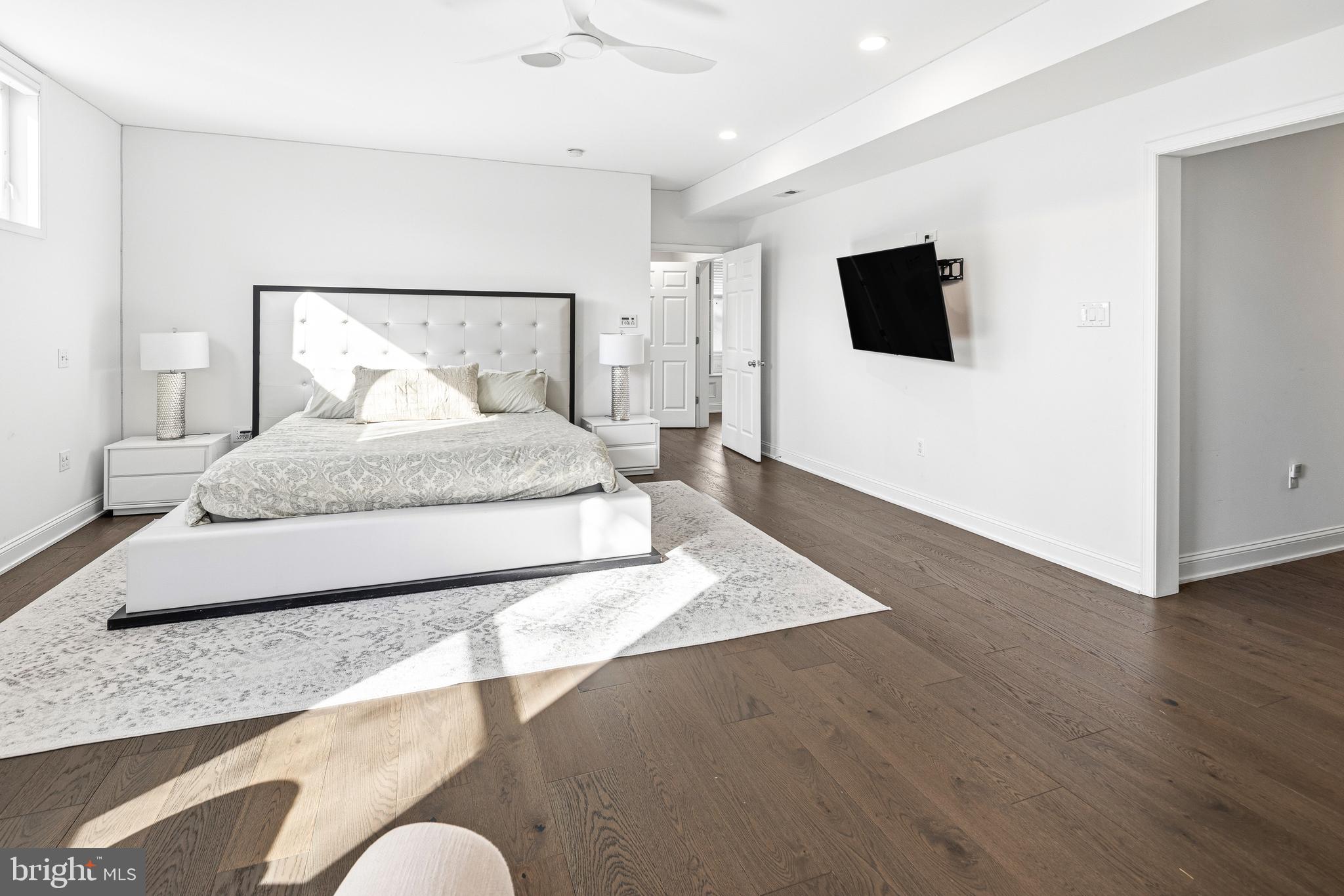 POWELTON VILLAGE - Residential