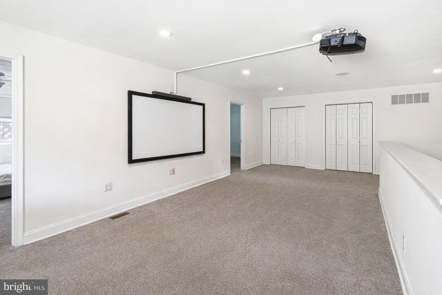 POWELTON VILLAGE - Residential