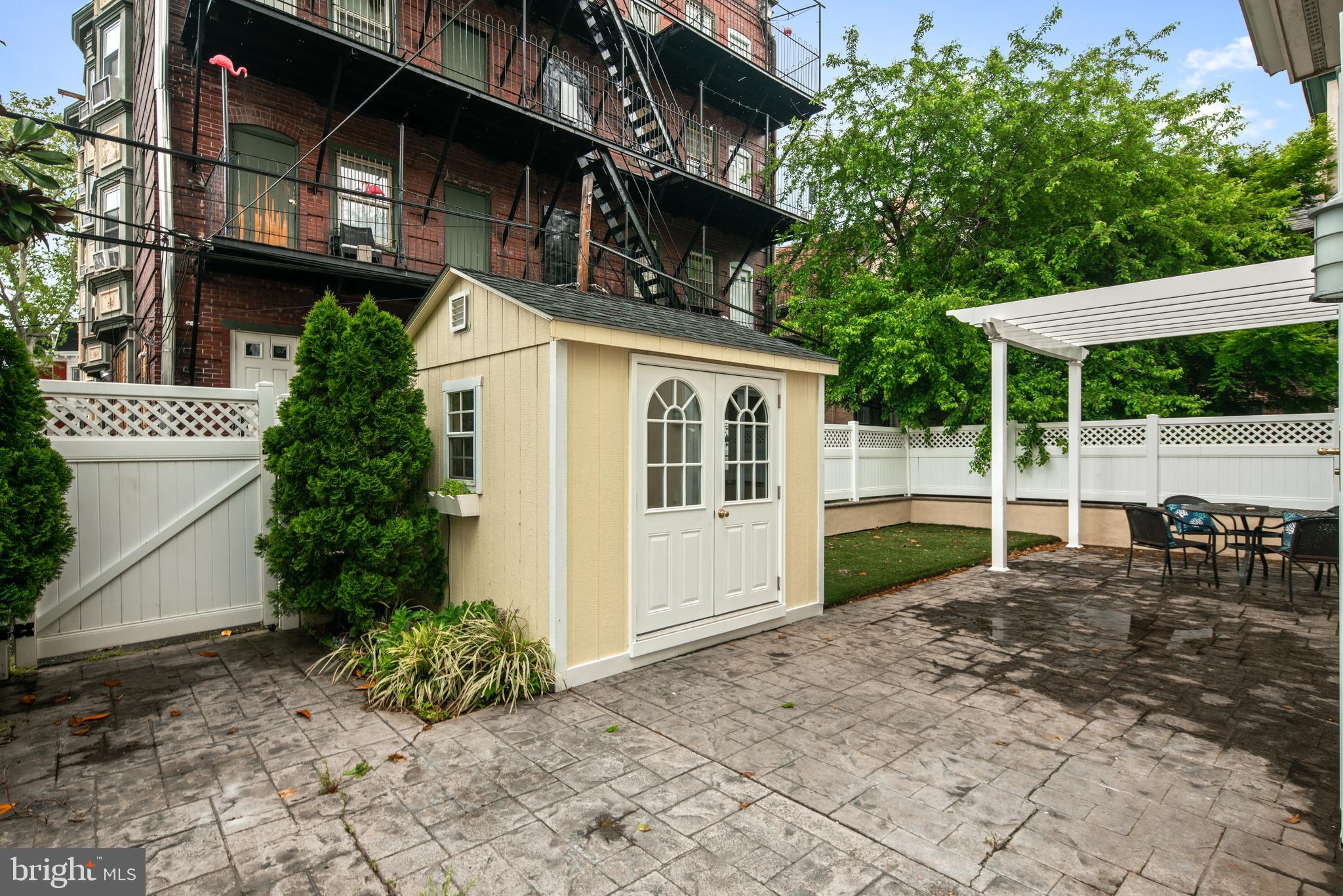 POWELTON VILLAGE - Residential