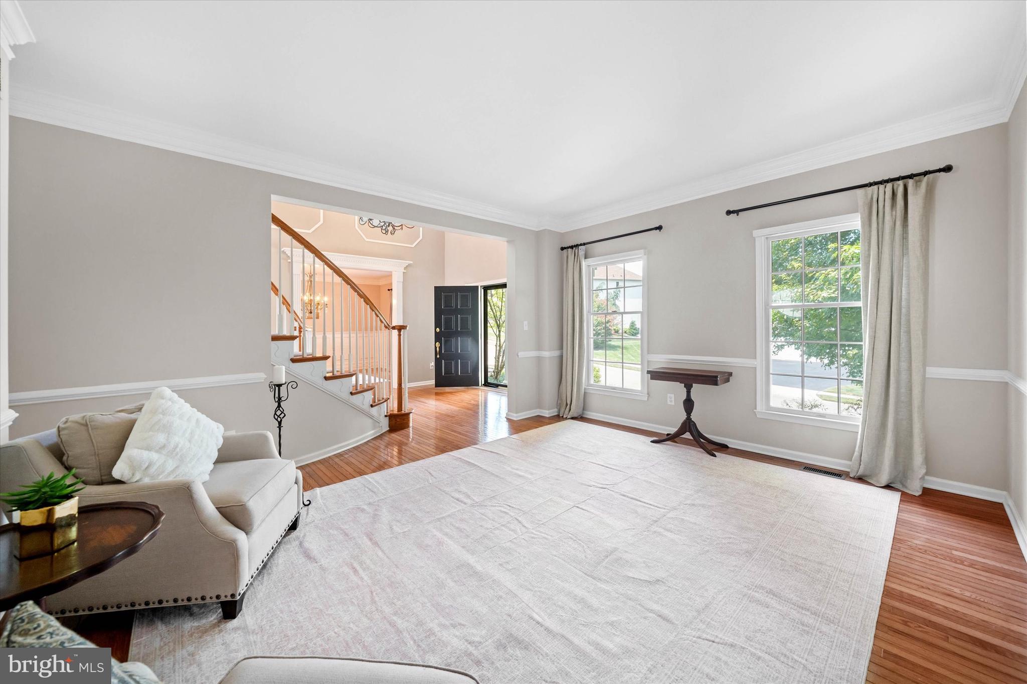 2 HANSON LANE