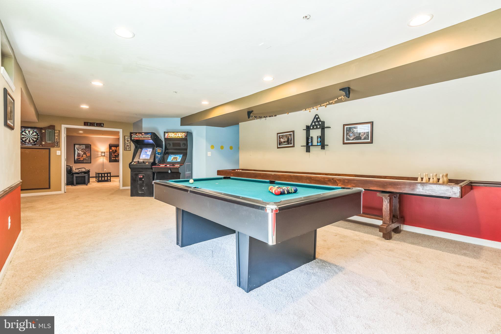 SHERMAN'S ENCLAVE - Residential