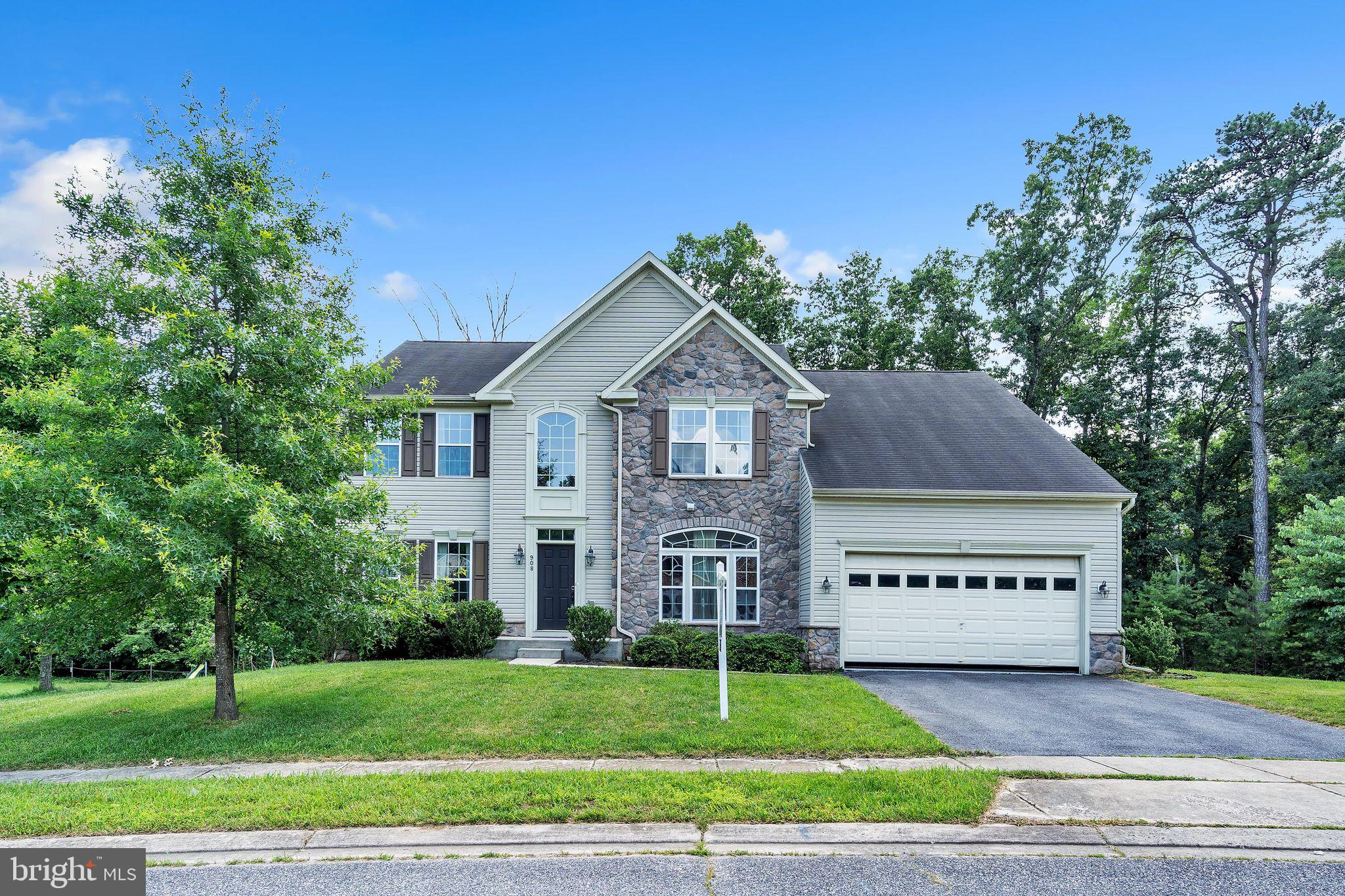 SHERMAN'S ENCLAVE - Residential