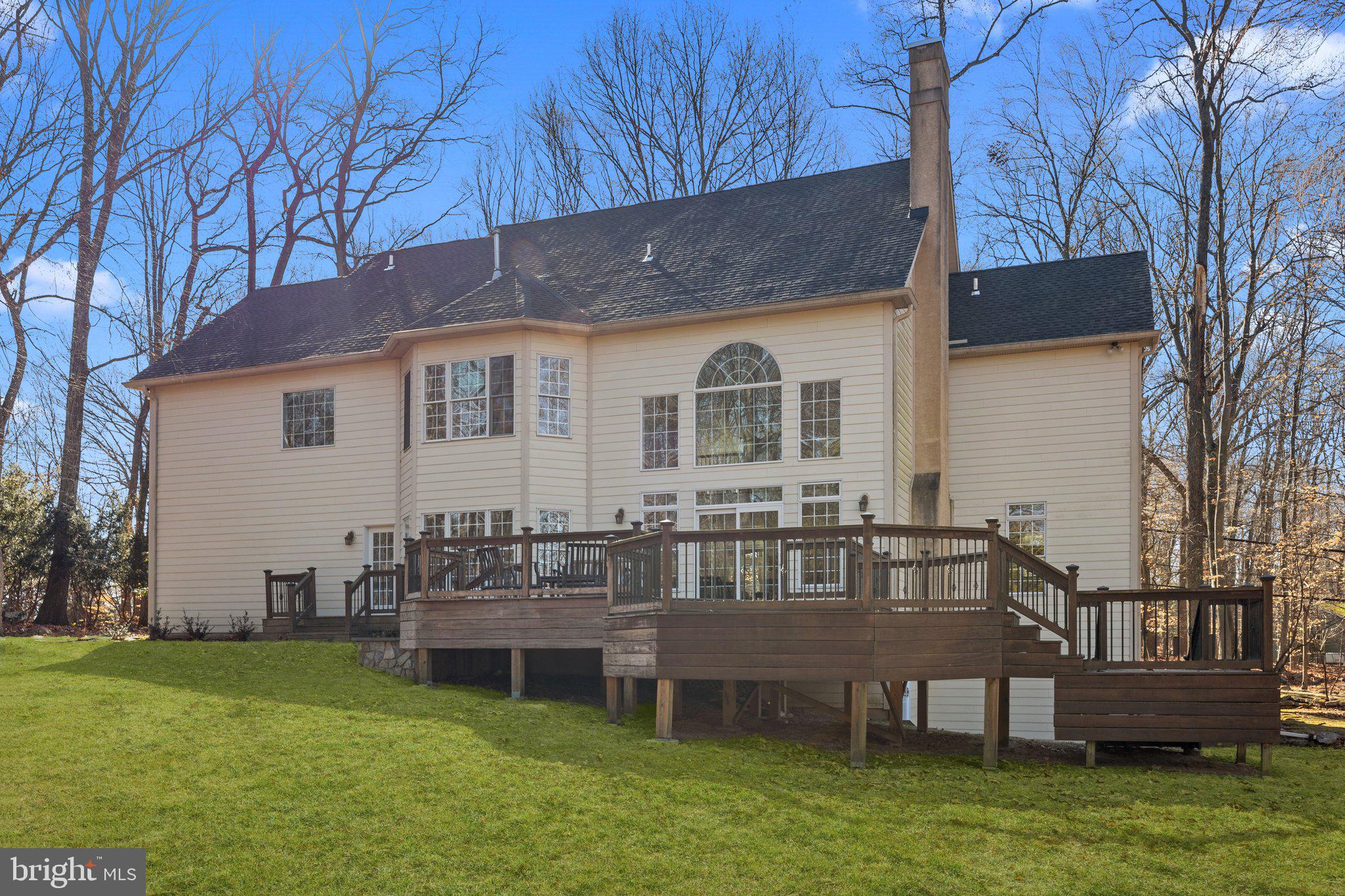 NEW HOPE HILLS - Residential