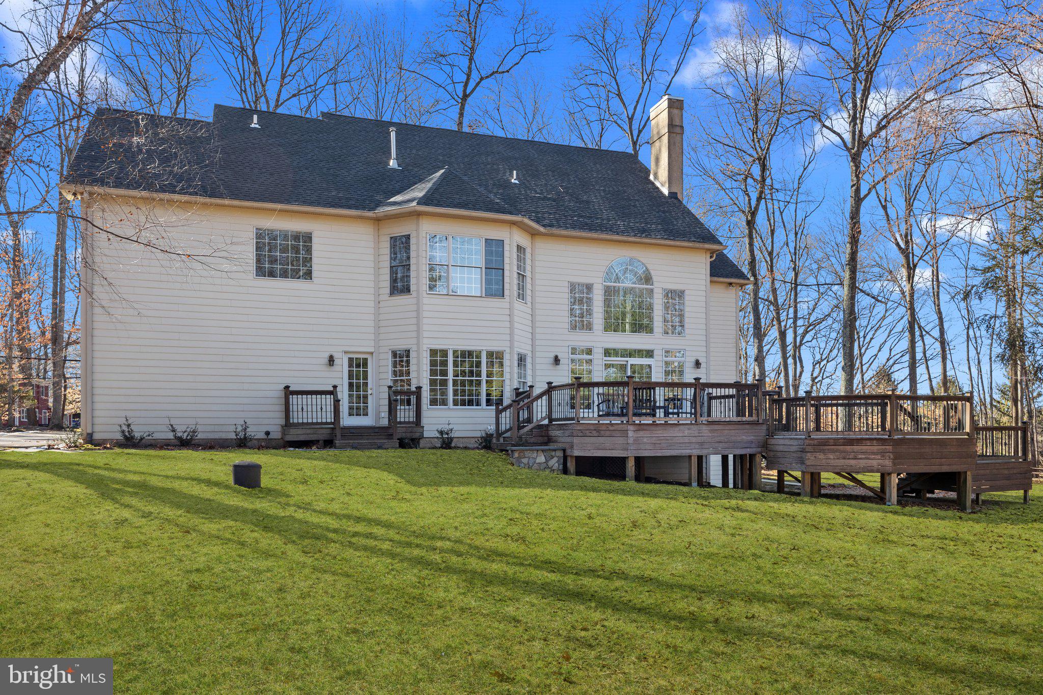 NEW HOPE HILLS - Residential