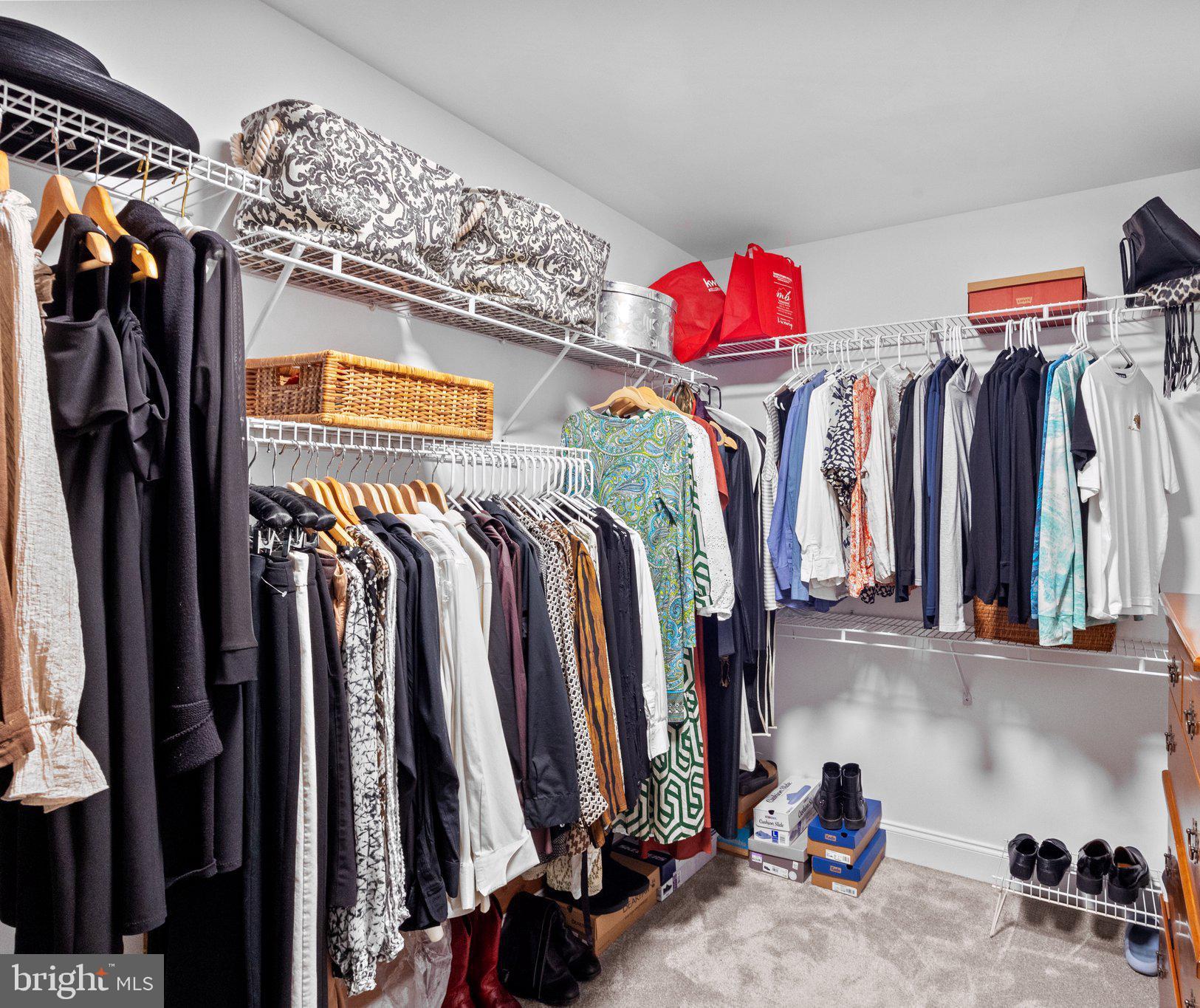 NEW HOPE HILLS - Residential