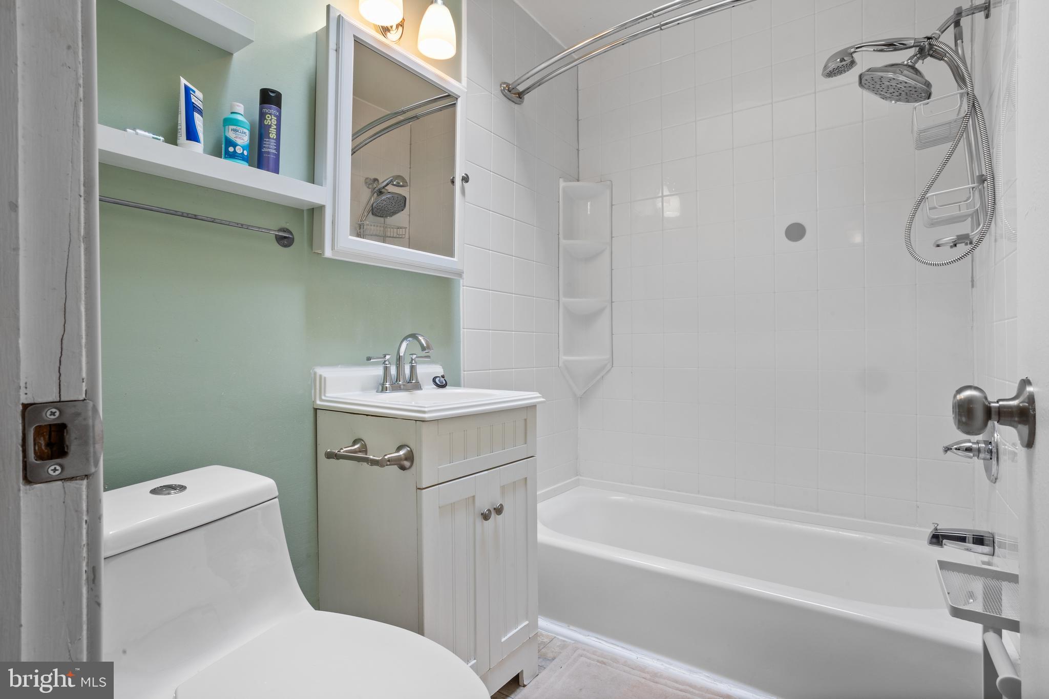 NORRISTOWN - Residential