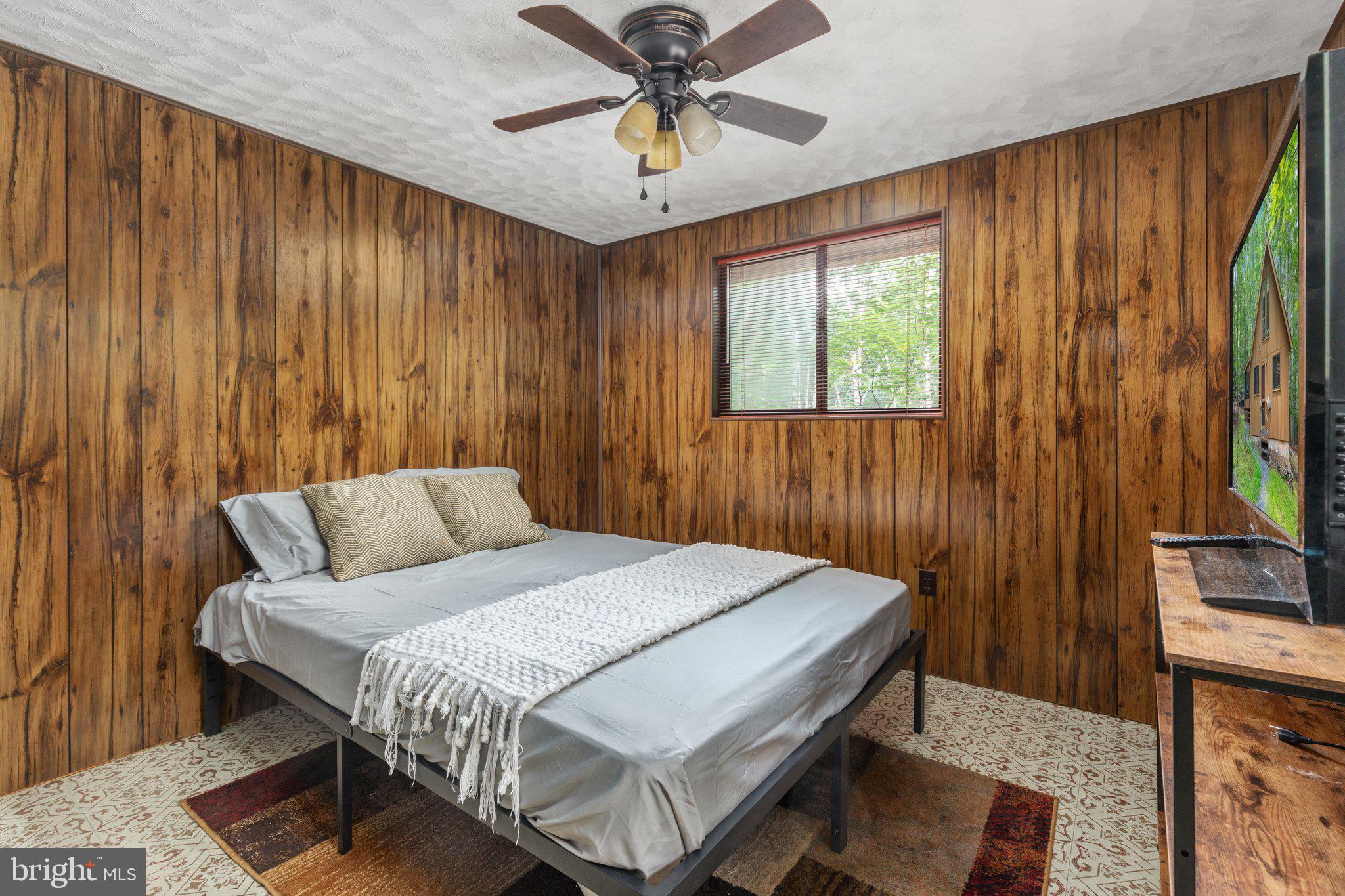 THE WOODS - Residential