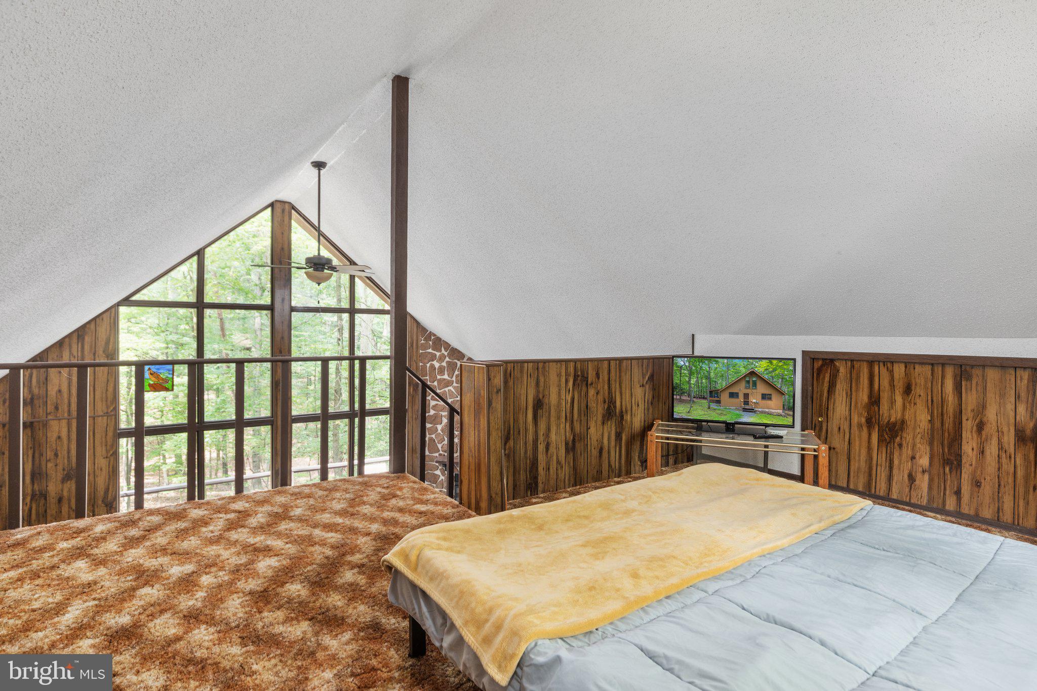 THE WOODS - Residential