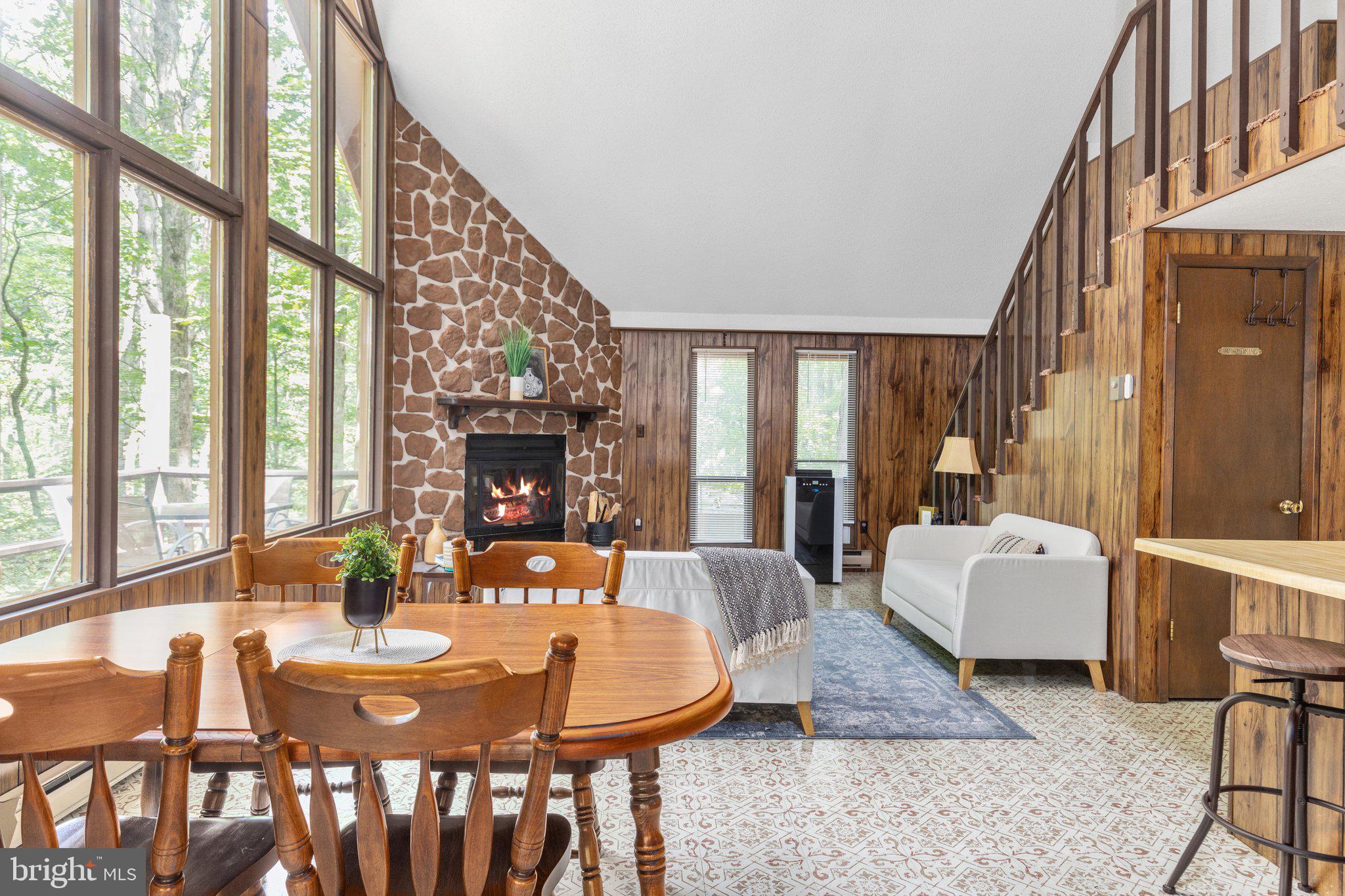 THE WOODS - Residential