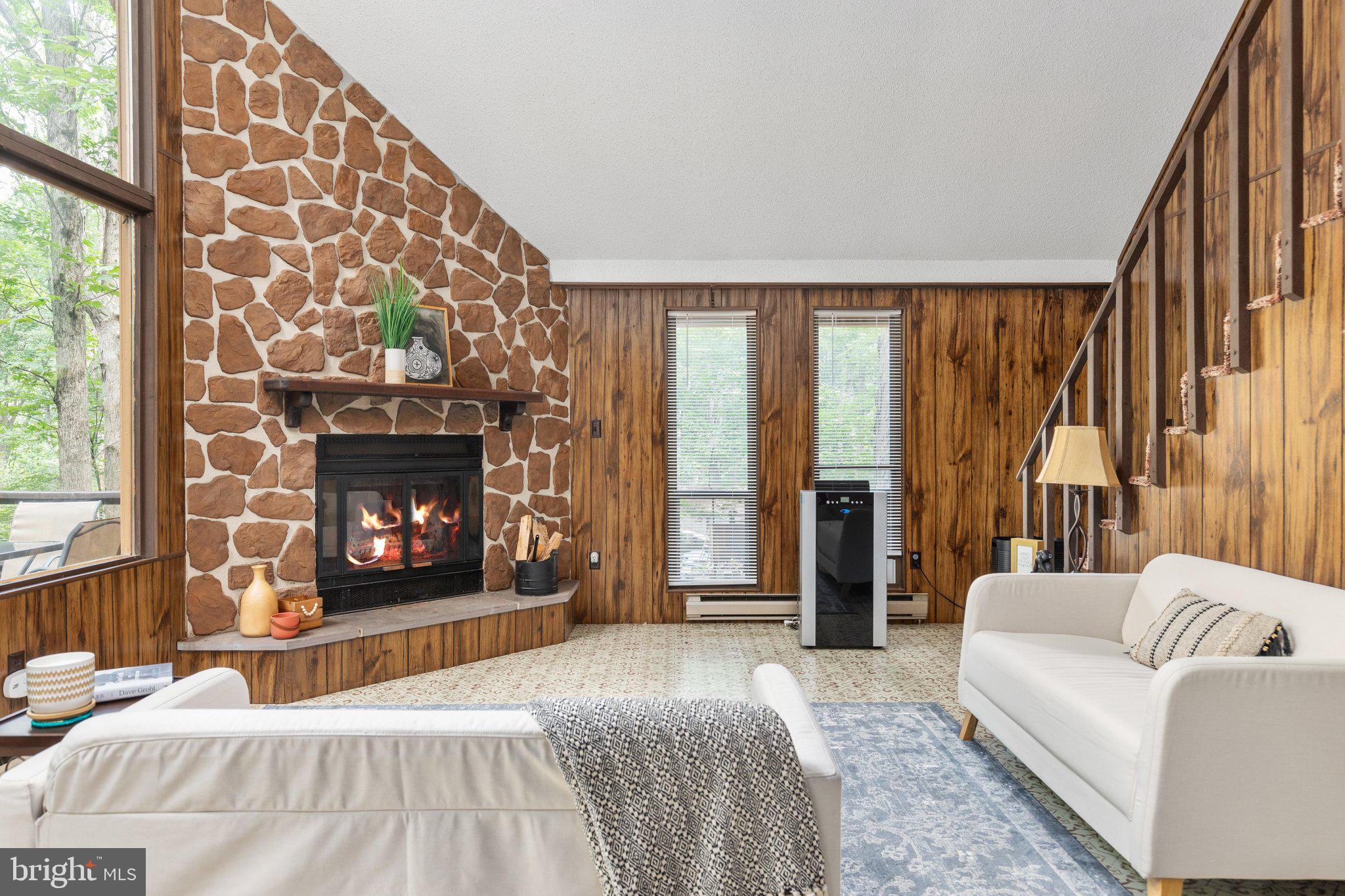 THE WOODS - Residential