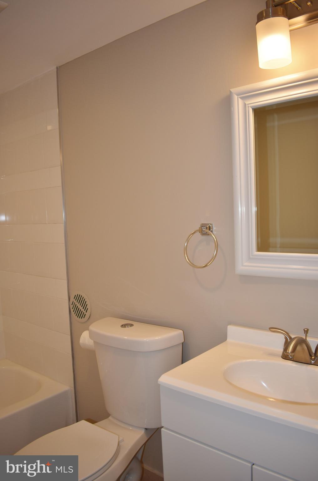 PINES CONDOMINIUM - Residential Lease