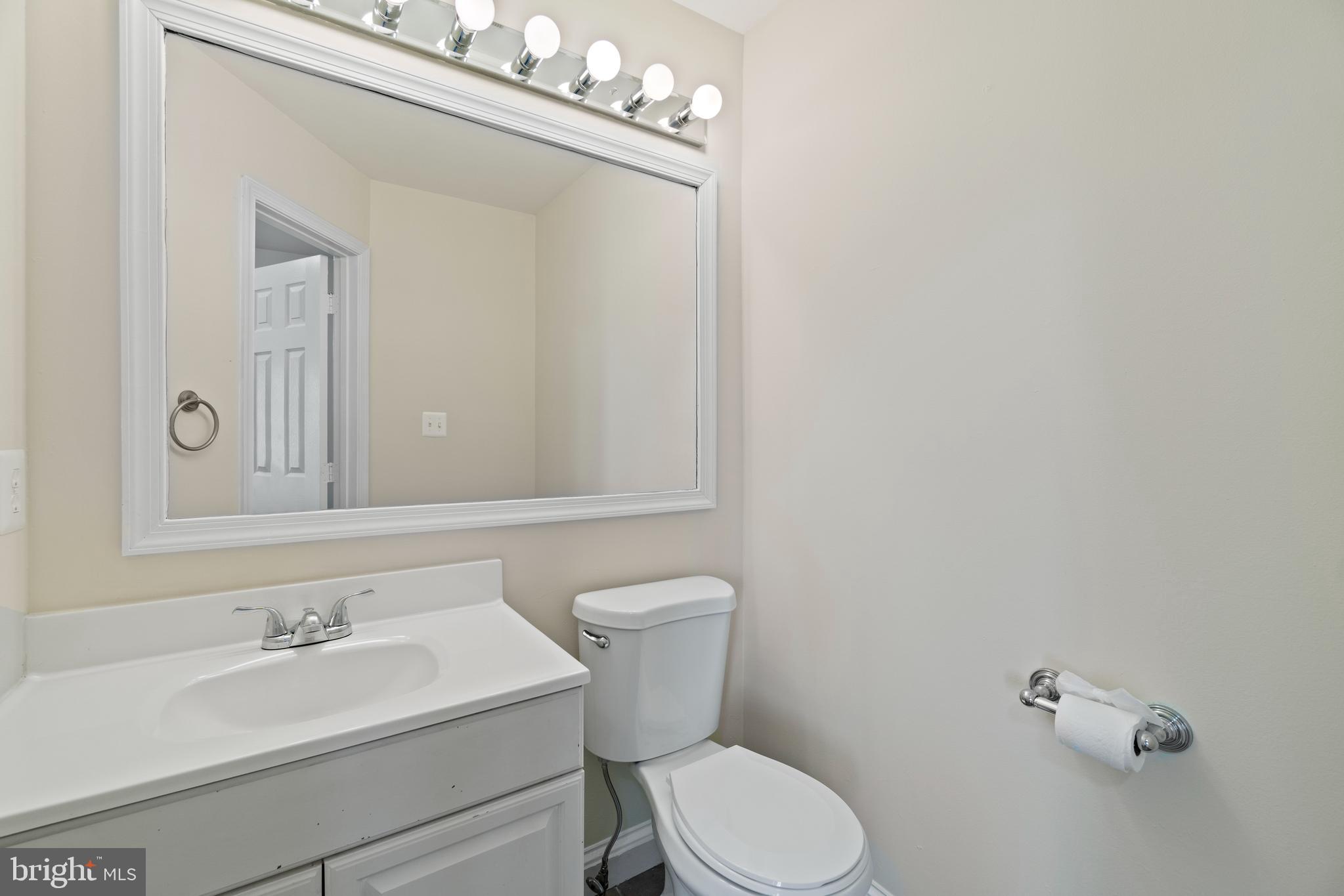 TOWNES OF ASHLEIGH - Residential