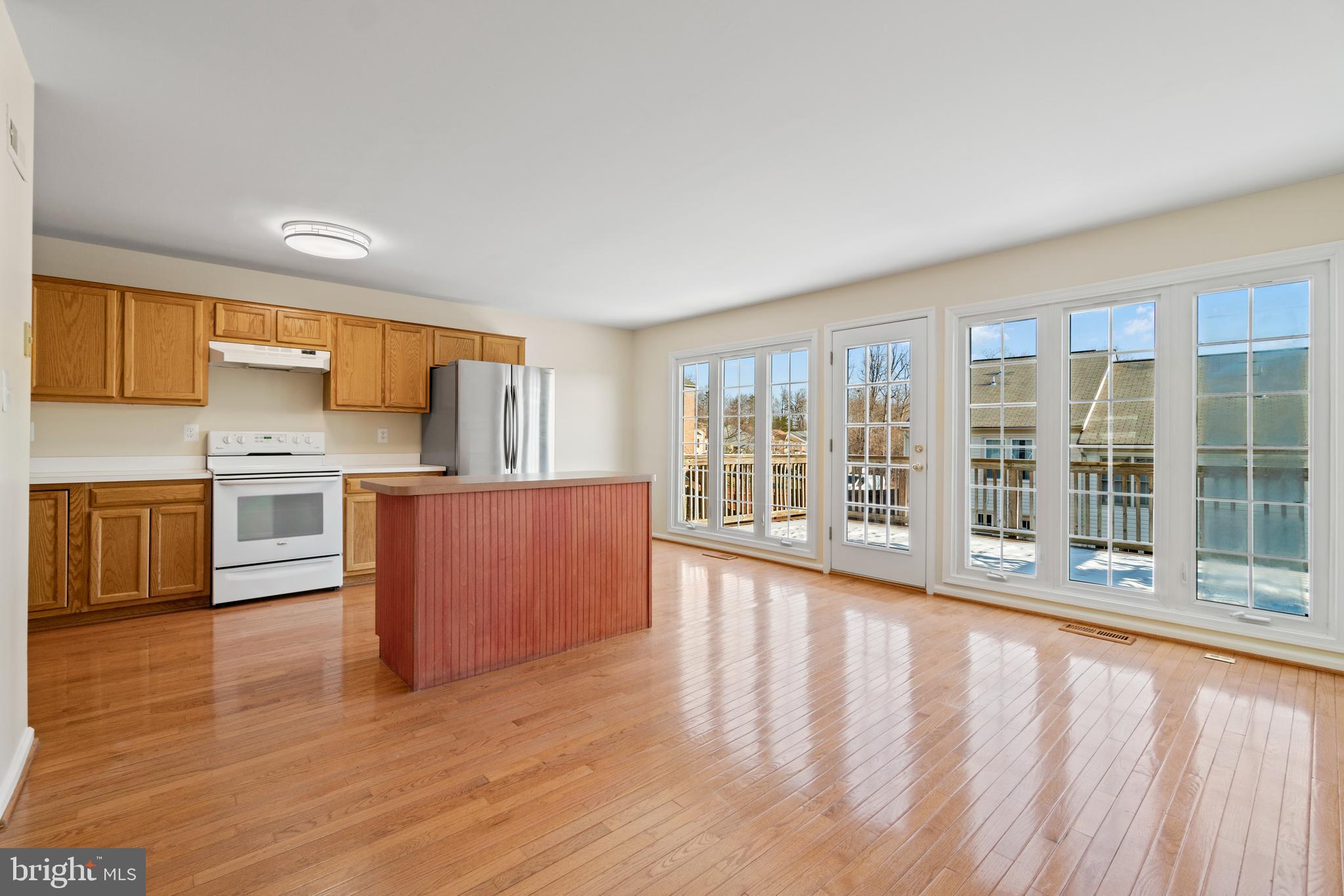 TOWNES OF ASHLEIGH - Residential