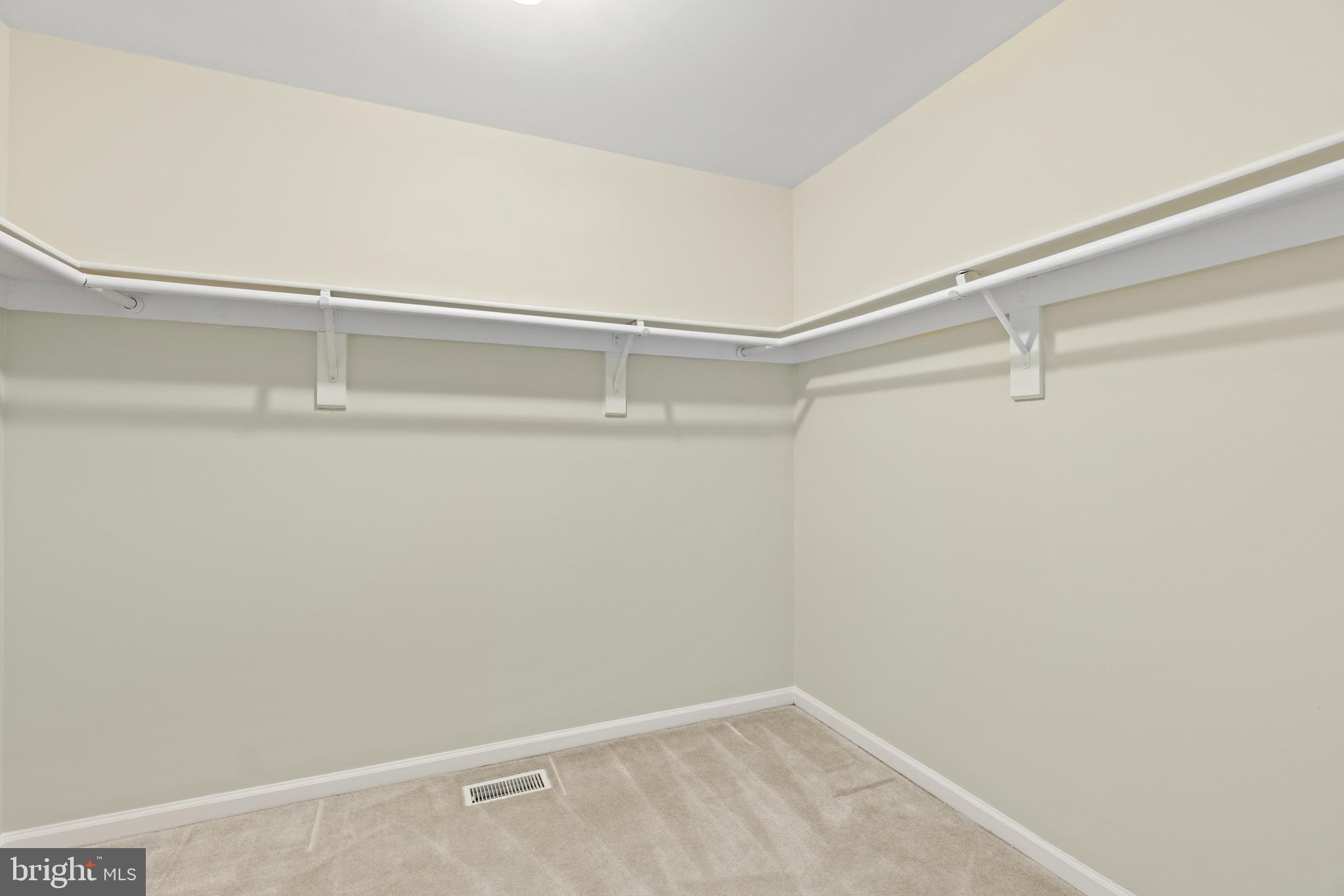 TOWNES OF ASHLEIGH - Residential