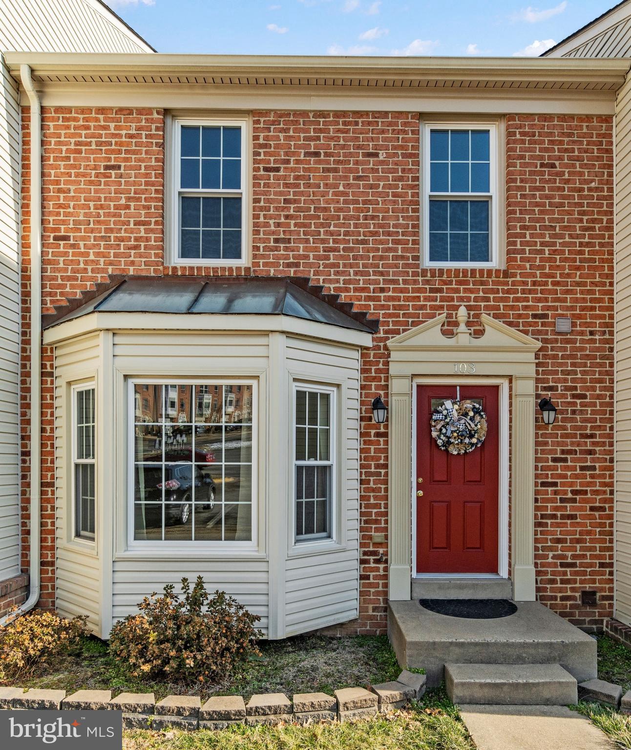 TOWNES OF ASHLEIGH - Residential