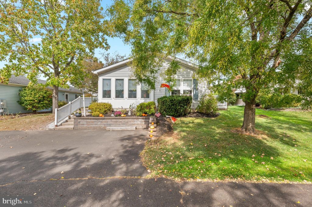Photo of 495 Goldenrod Crossing W, BUCKINGHAM, PA 18912 (MLS # PABU2105762)