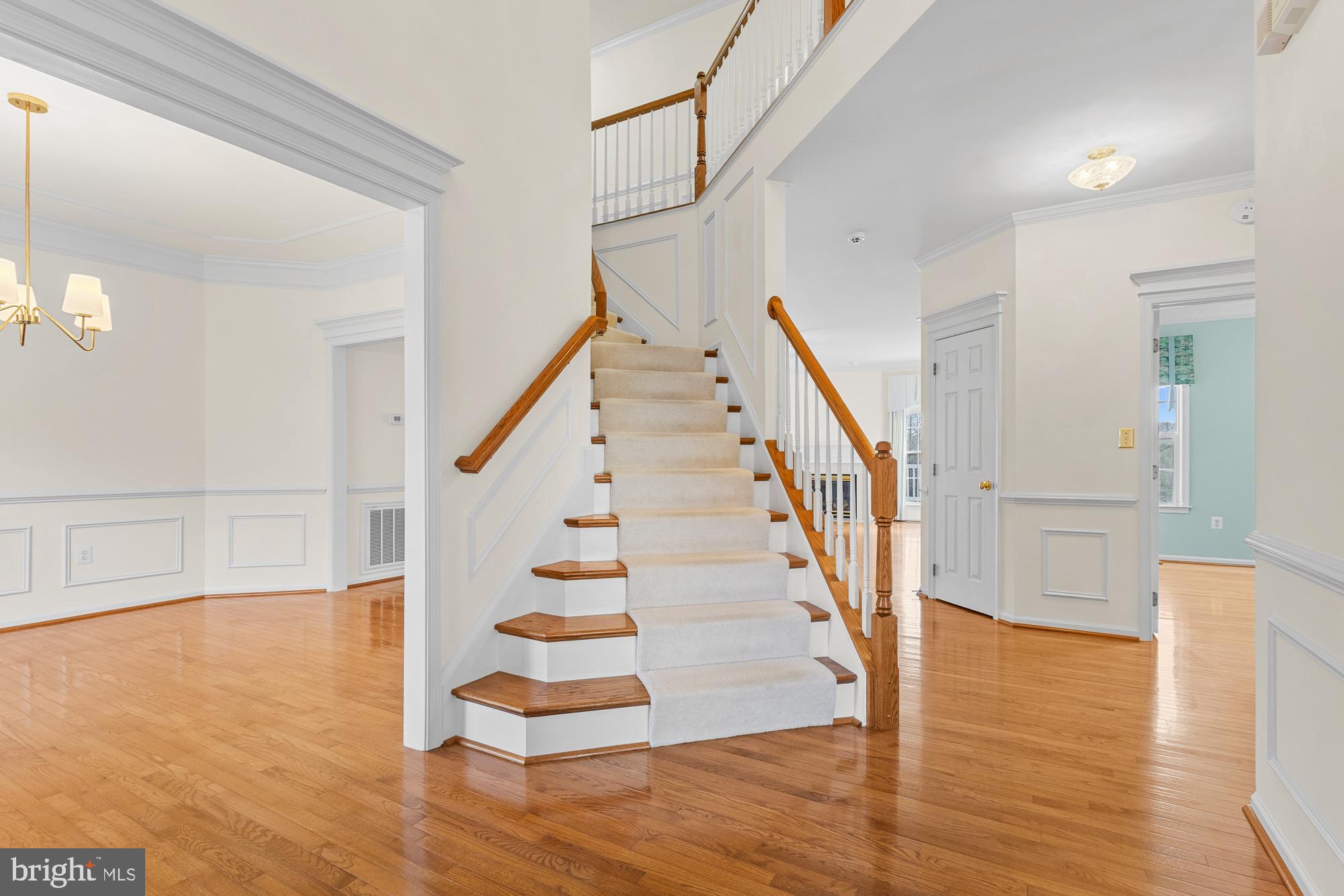 LEE'S CROSSING - Residential