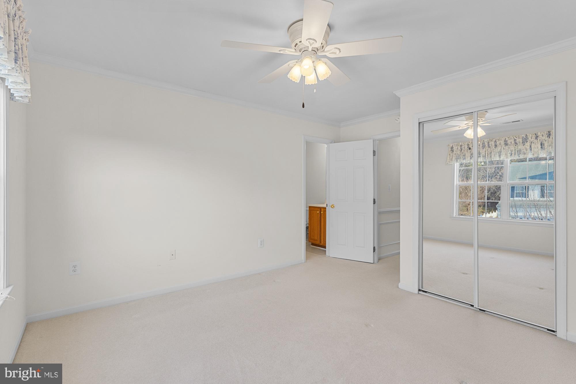 LEE'S CROSSING - Residential