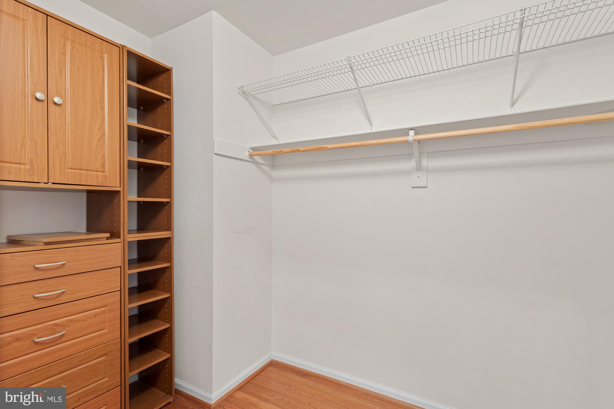 LEE'S CROSSING - Residential