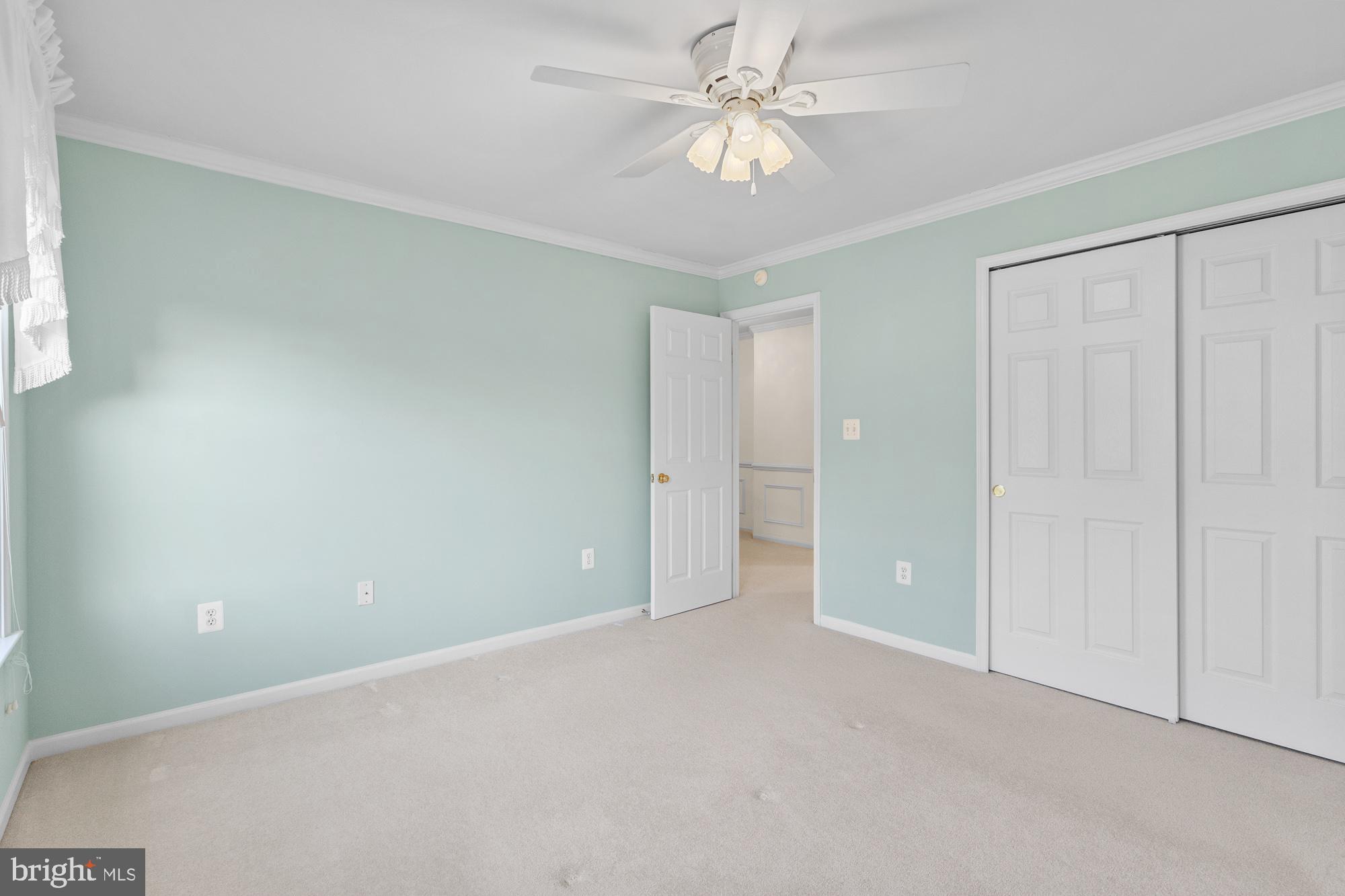 LEE'S CROSSING - Residential