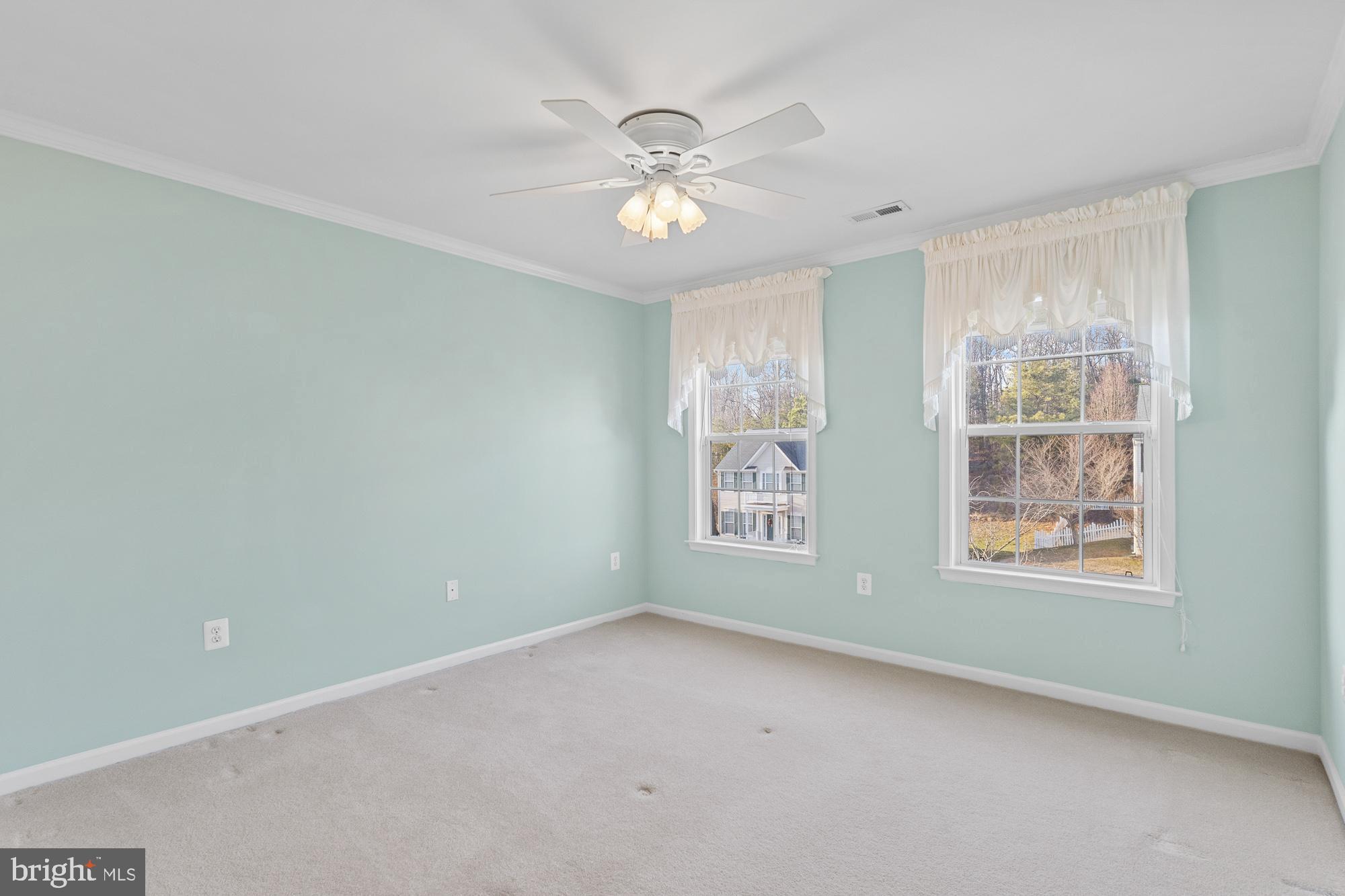 LEE'S CROSSING - Residential