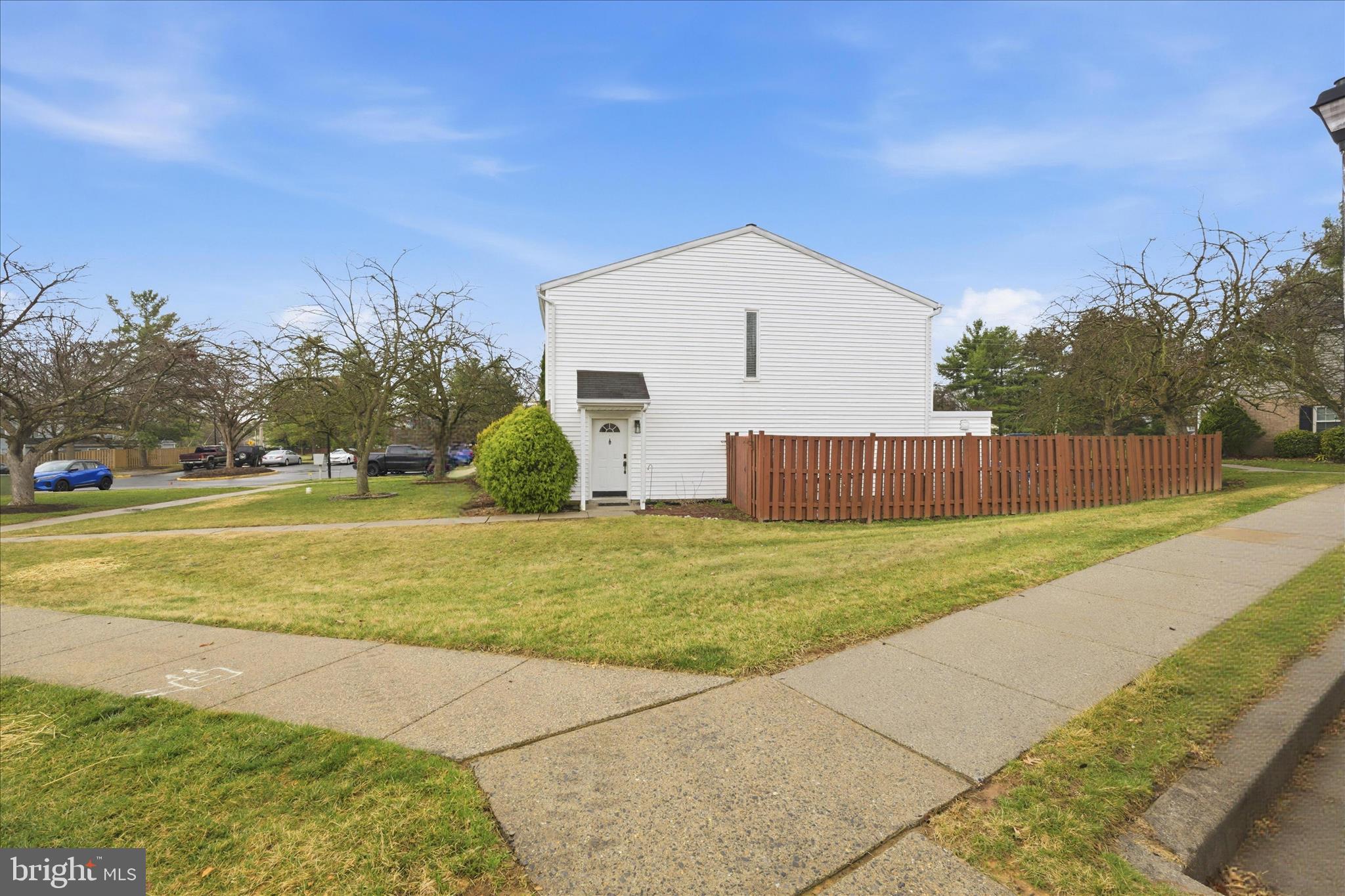 MOUNTAIN VILLAGE - Residential