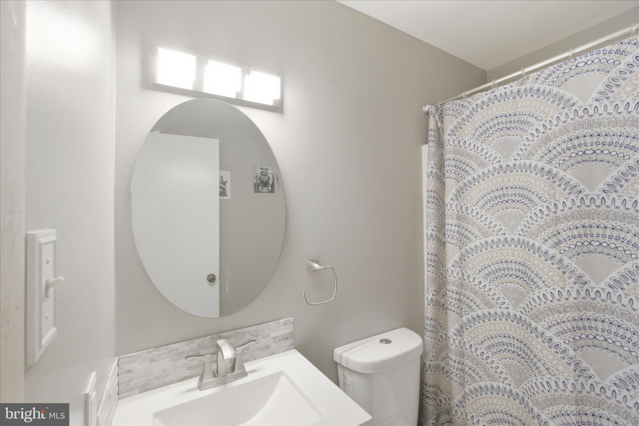 MOUNTAIN VILLAGE - Residential