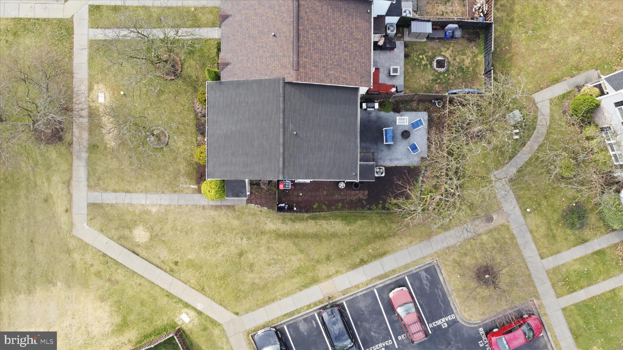 MOUNTAIN VILLAGE - Residential