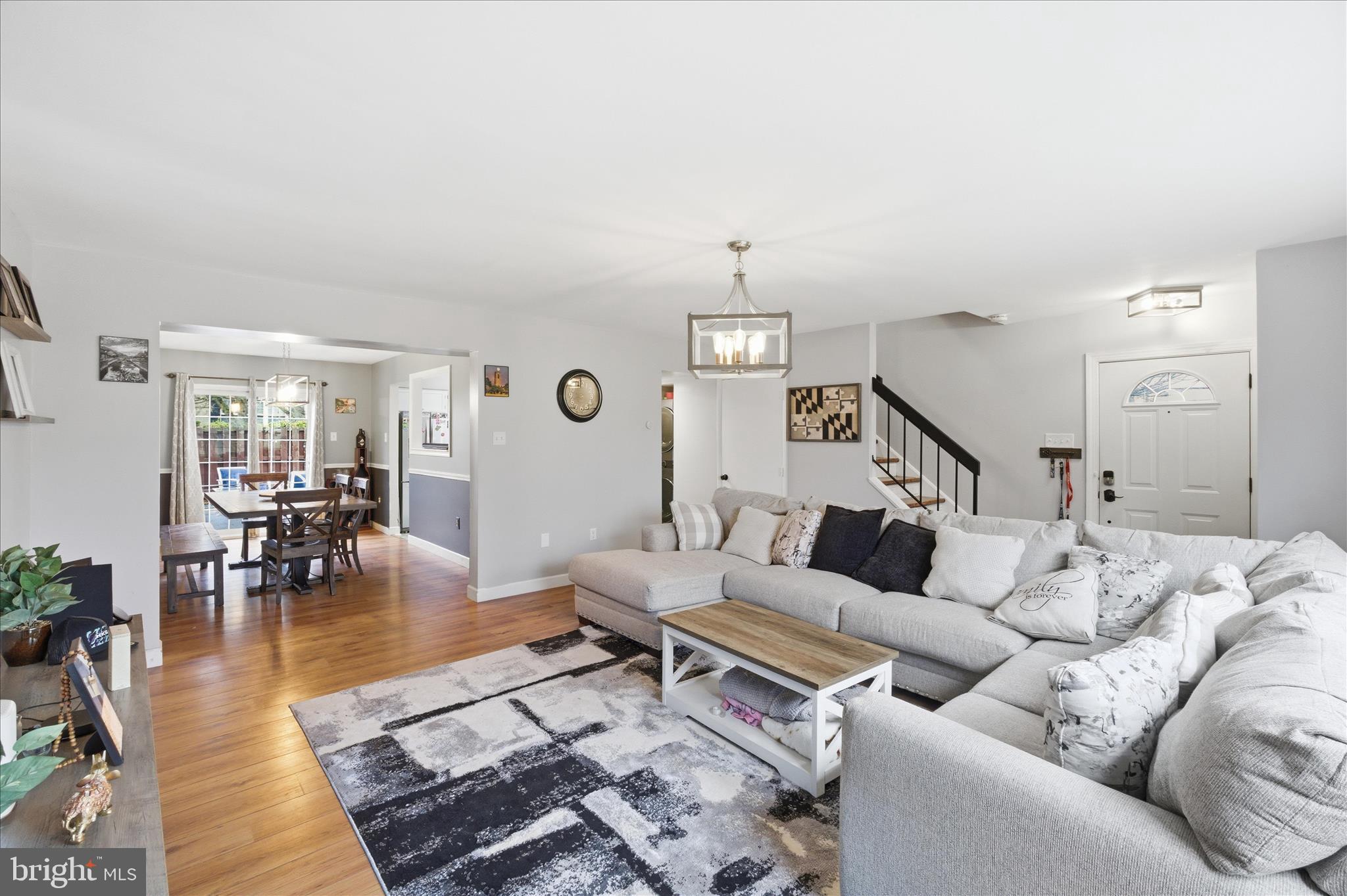 MOUNTAIN VILLAGE - Residential