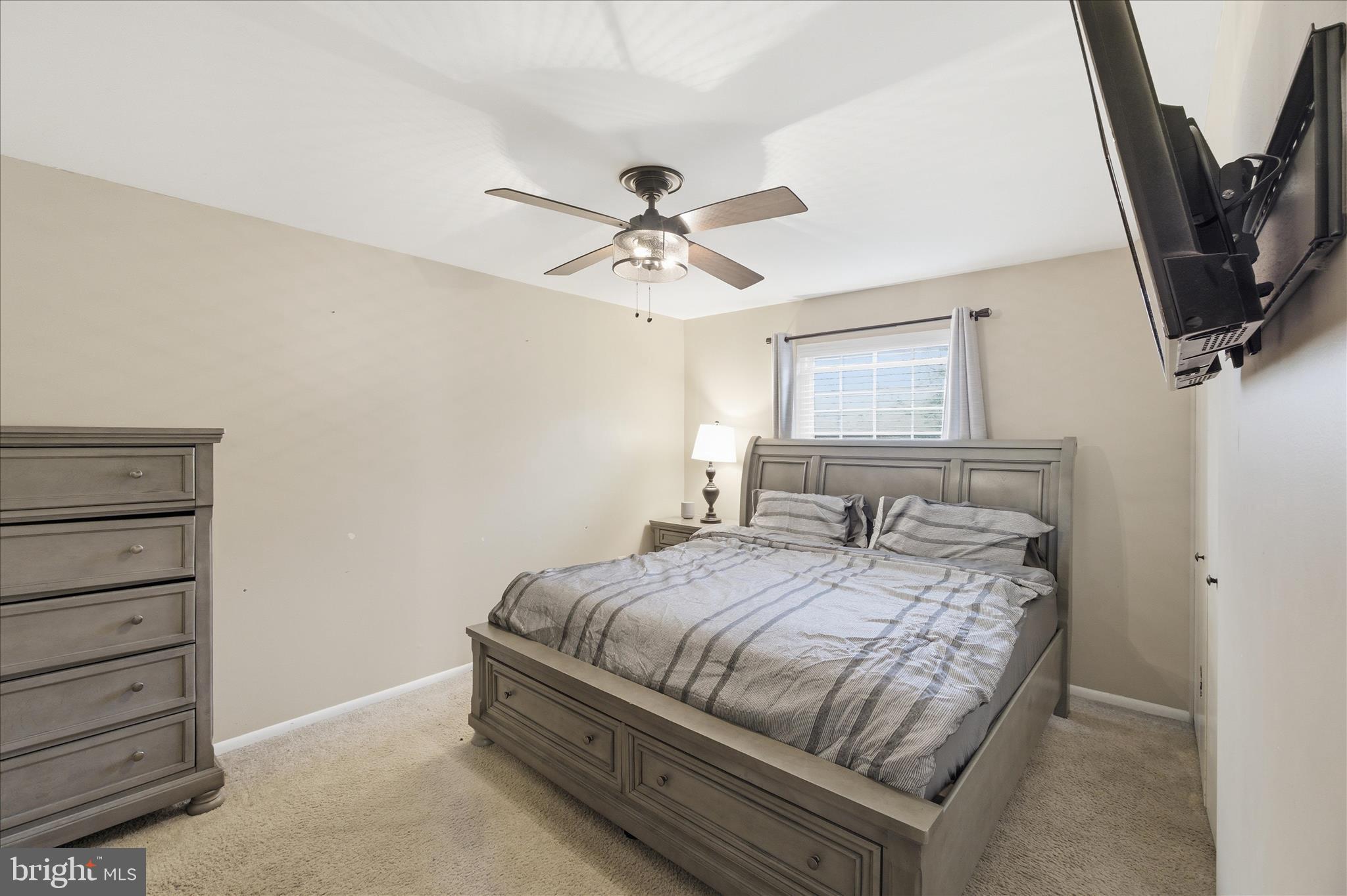 MOUNTAIN VILLAGE - Residential