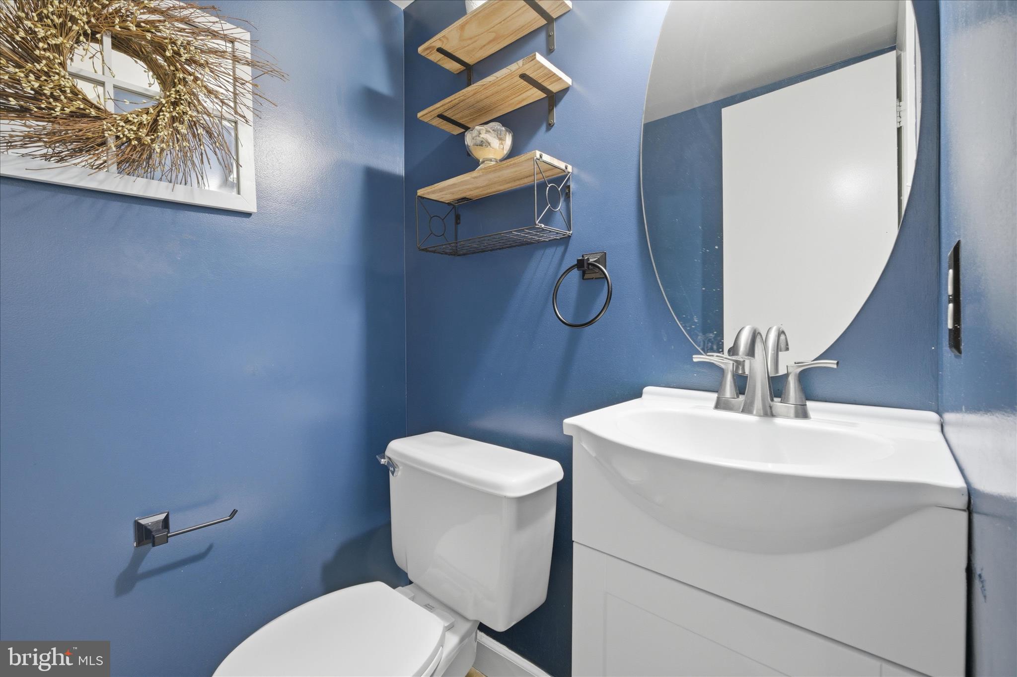 MOUNTAIN VILLAGE - Residential