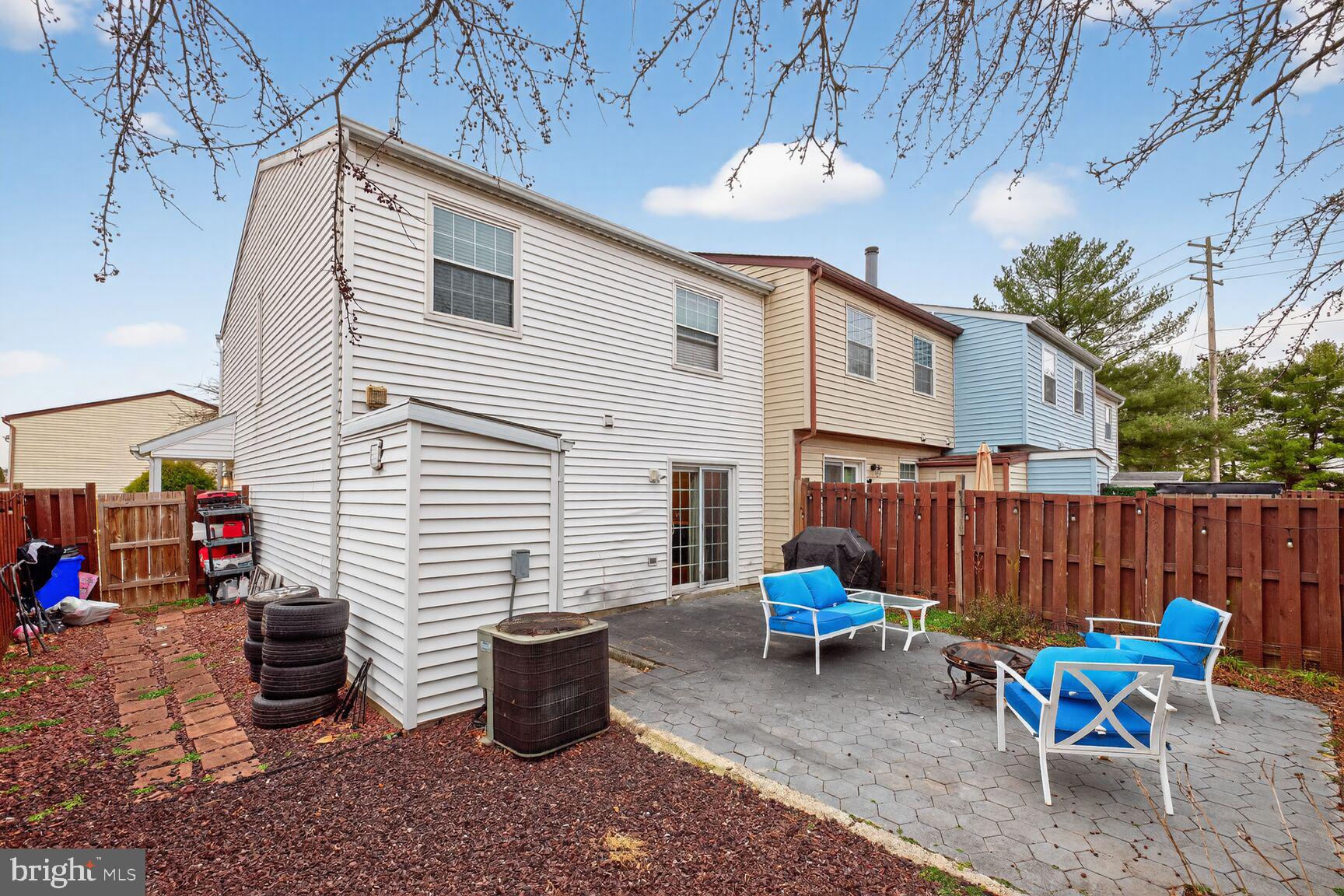 MOUNTAIN VILLAGE - Residential