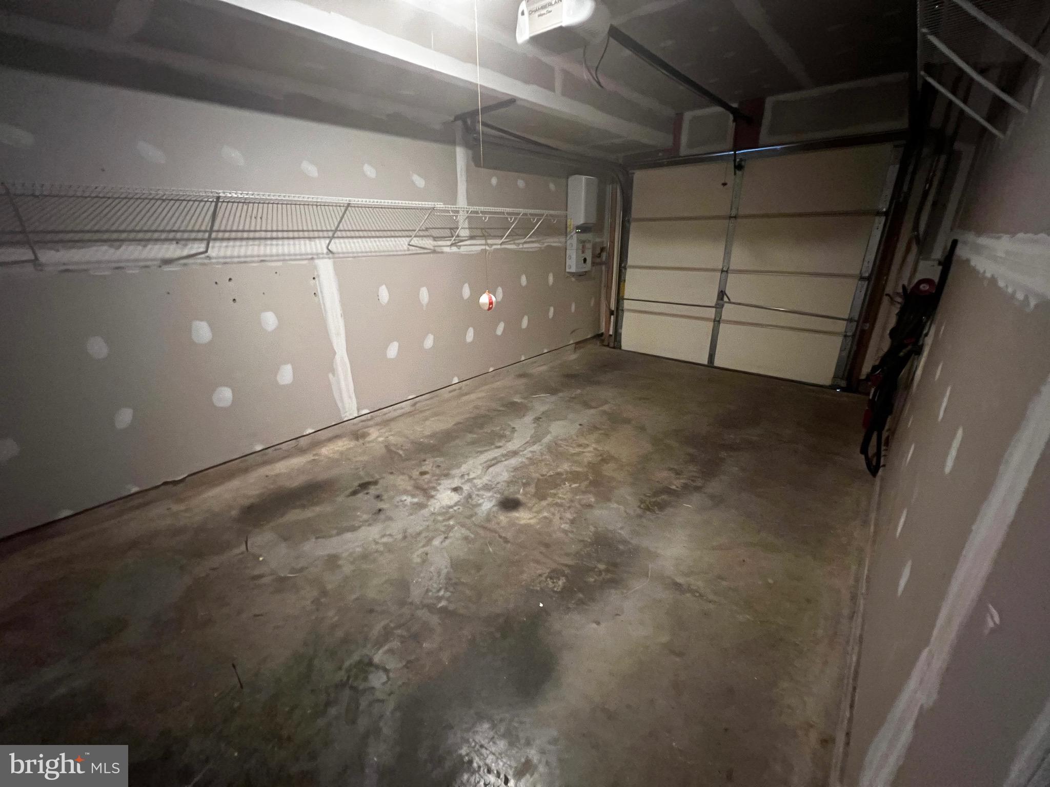 TANYARD SPRINGS - Residential Lease