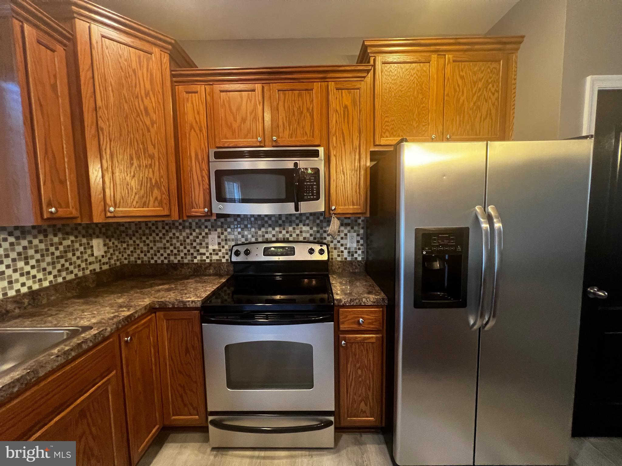 TANYARD SPRINGS - Residential Lease