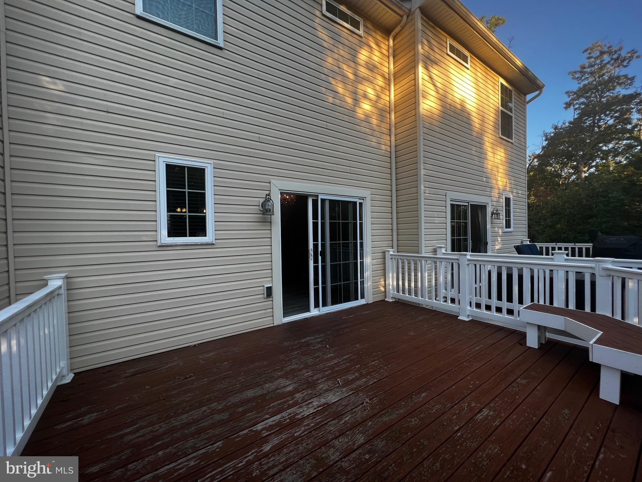 TANYARD SPRINGS - Residential Lease