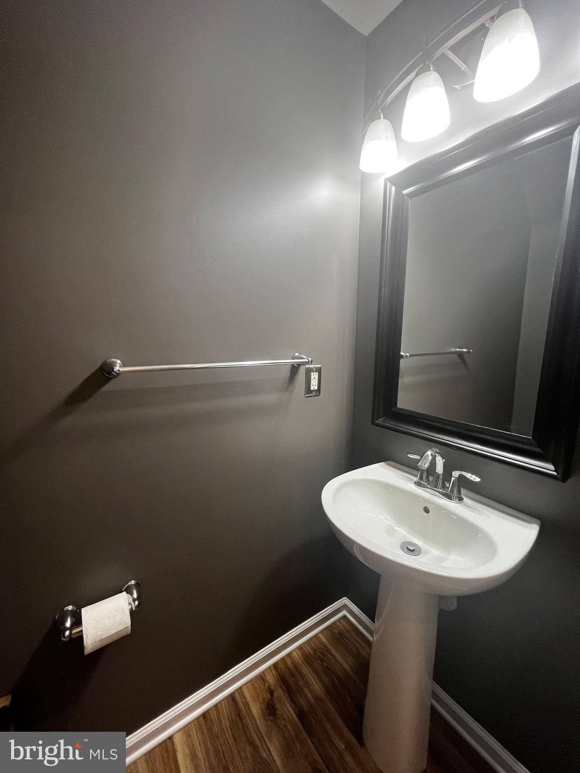 TANYARD SPRINGS - Residential Lease