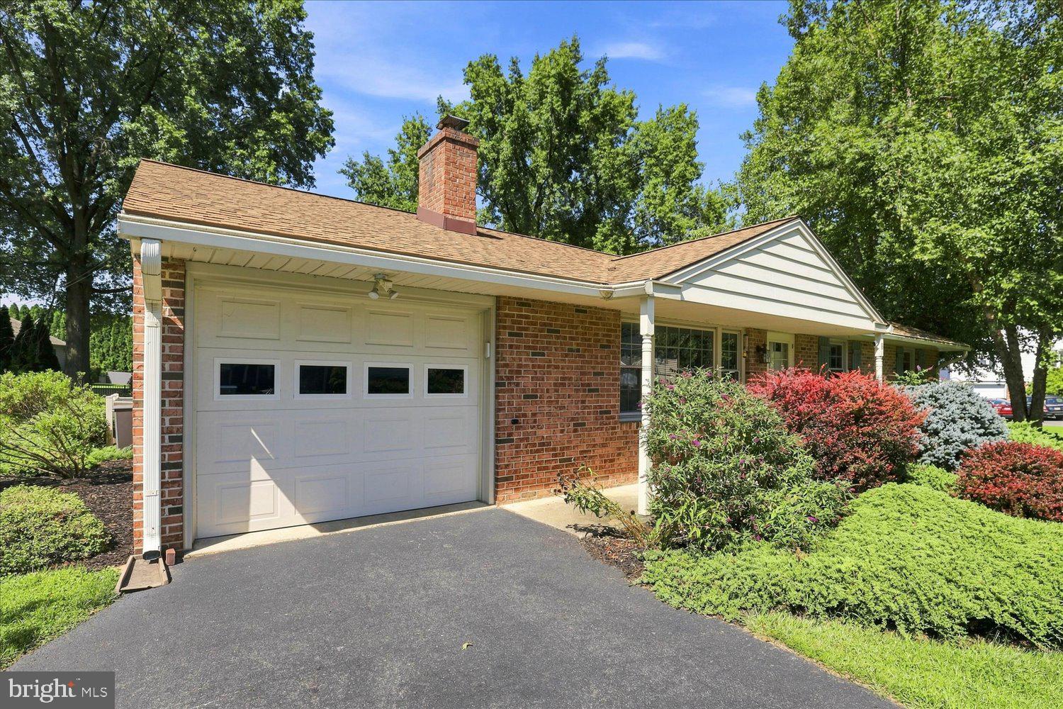 18 PFAUTZ AVENUE