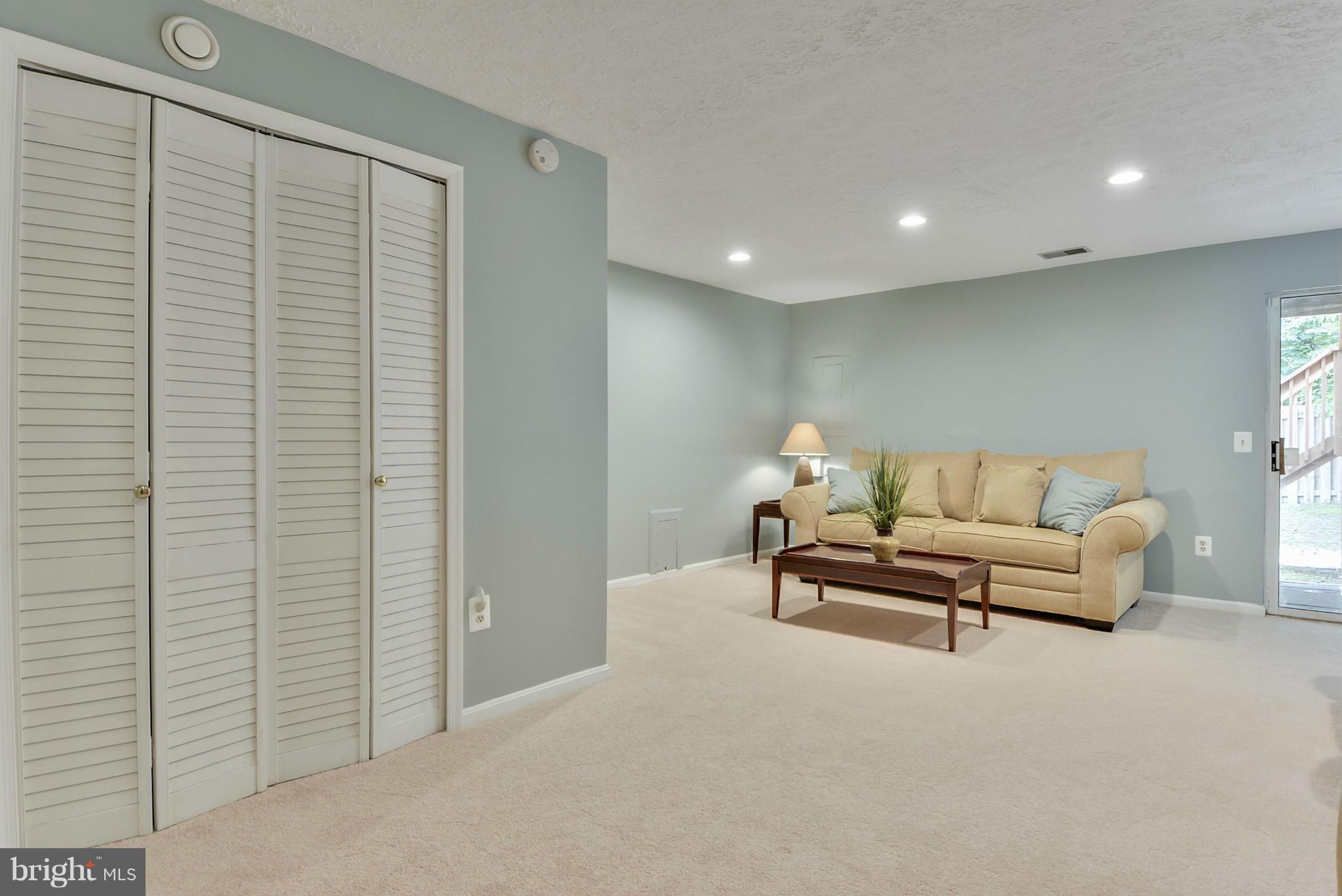 BONIFANT WOODS - Residential