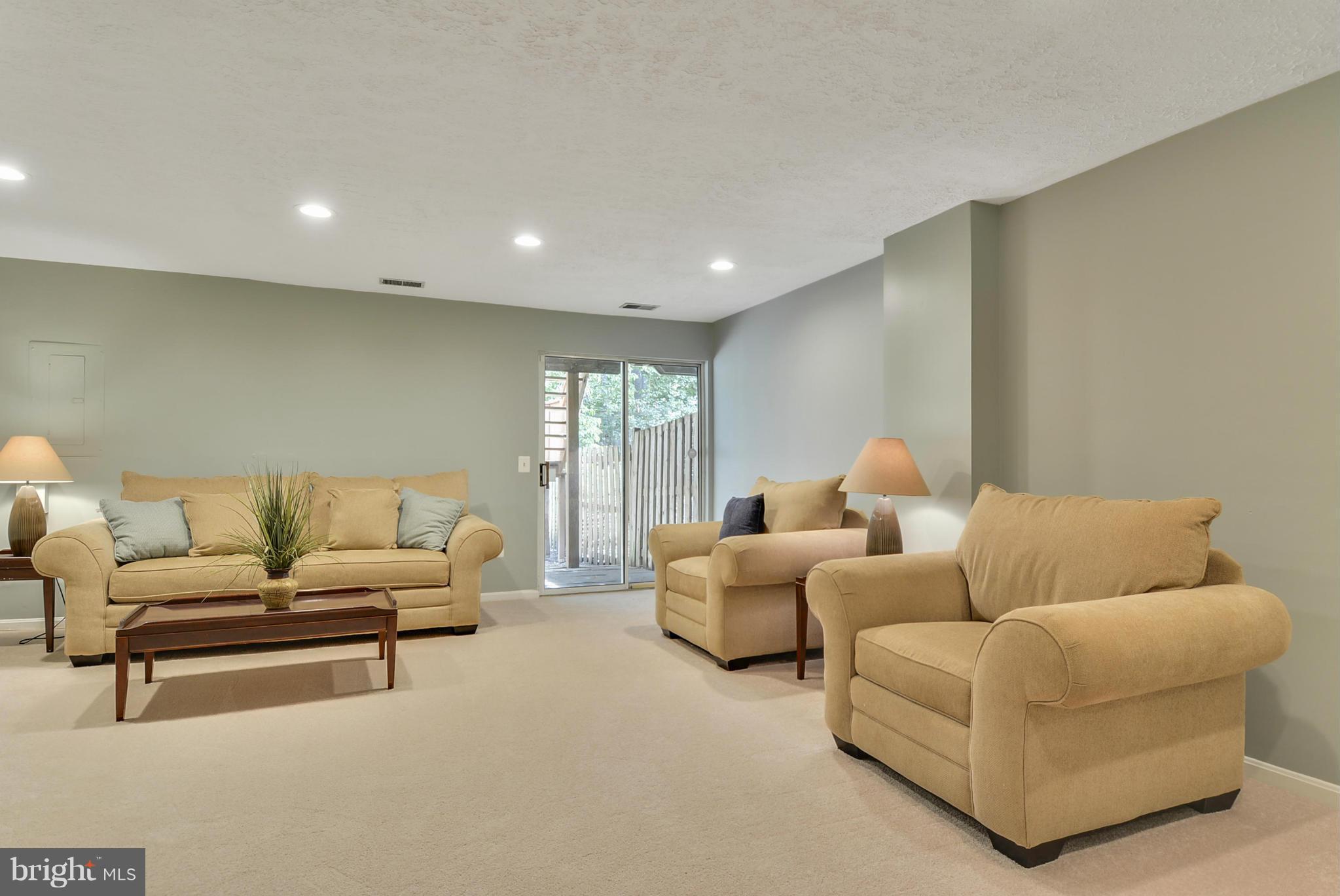 BONIFANT WOODS - Residential