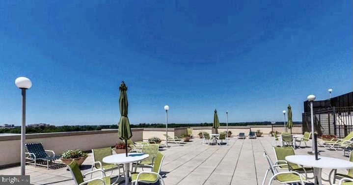 RIVERIA OF CHEVY CHASE - Residential Lease