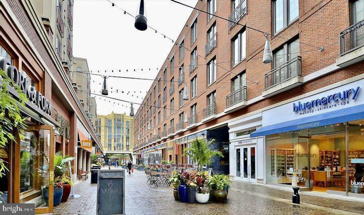 RIVERIA OF CHEVY CHASE - Residential Lease