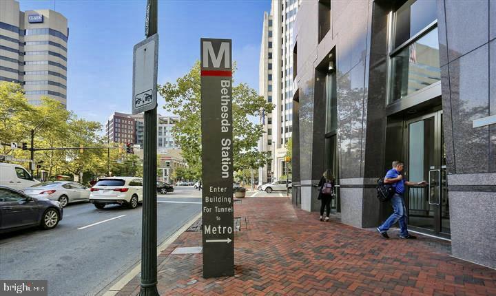 RIVERIA OF CHEVY CHASE - Residential Lease