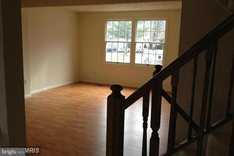 PORT O DUMFRIES - Residential Lease