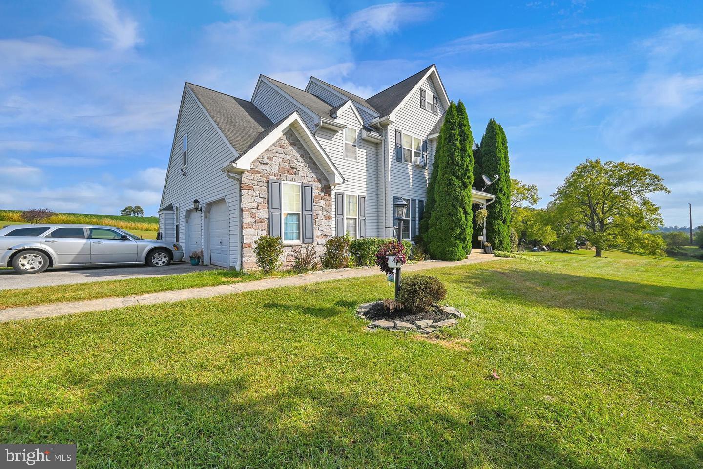 8290 WOODBINE ROAD