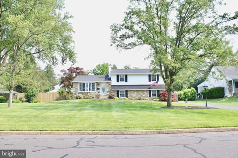 105 W HIGHLAND AVENUE LANGHORNE PA 19047