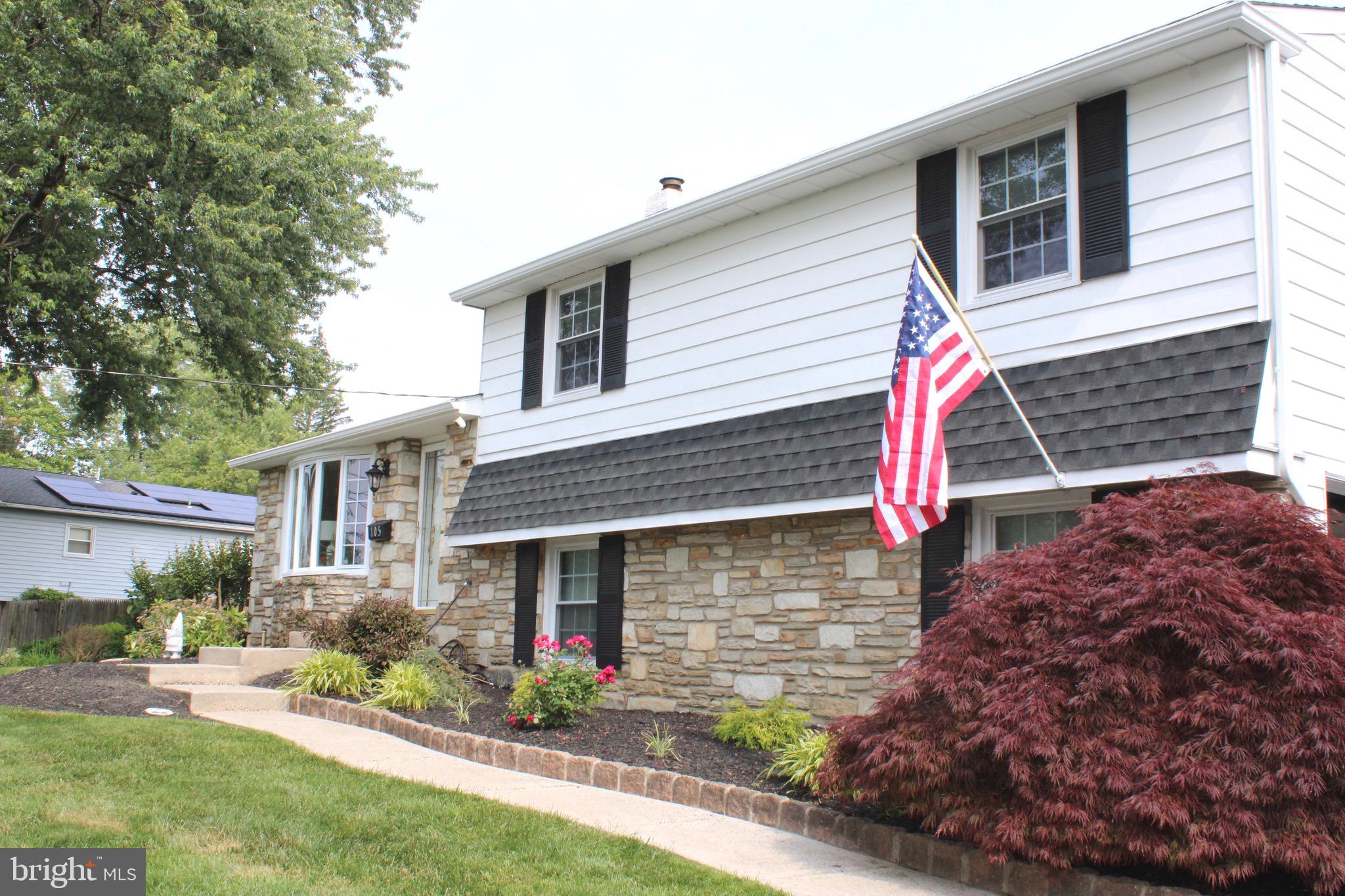 105 W HIGHLAND AVENUE